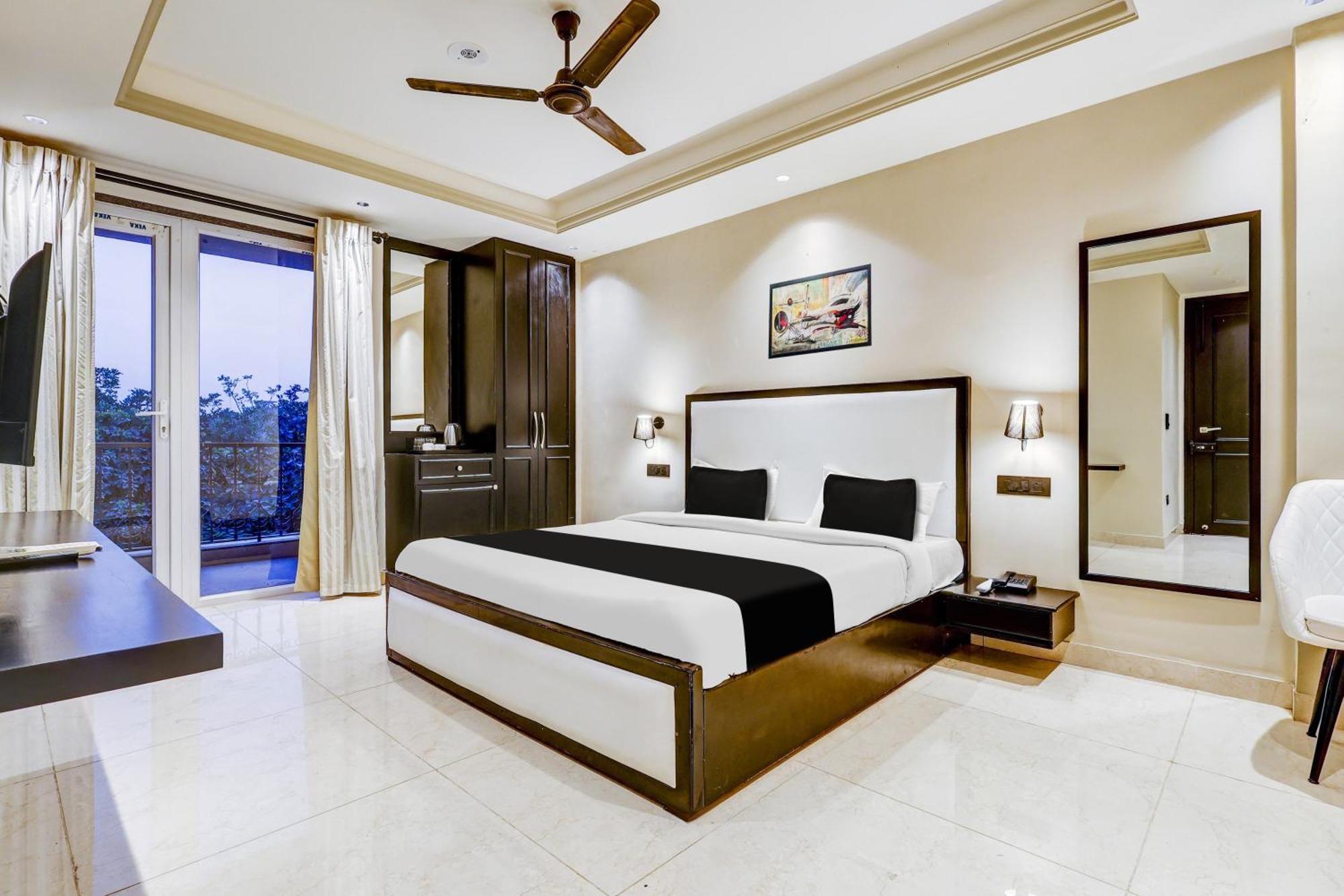 Super Townhouse Oak Udyog Vihar 4* Gurgaon