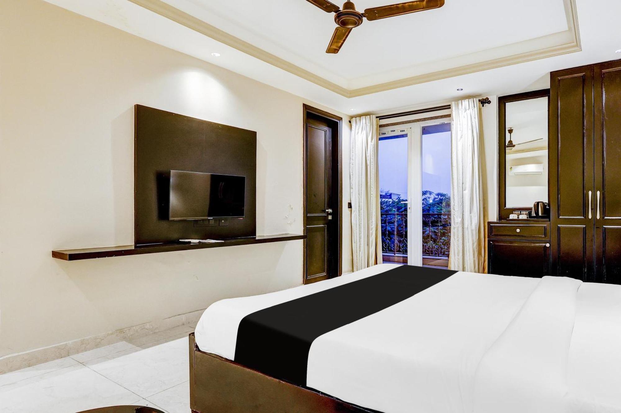 Super Townhouse Oak Udyog Vihar Hotel Gurgaon