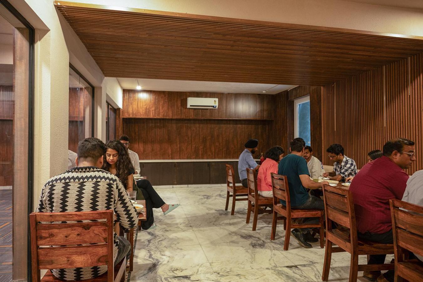 Firebrick Boutique Residences - Amethyst House 4* Gurgaon