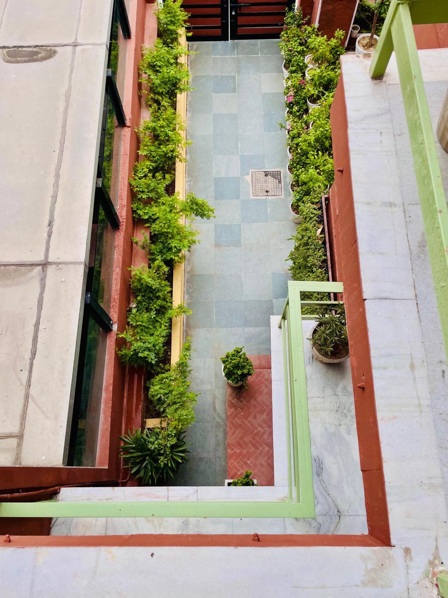 Firebrick Boutique Residences - Amethyst House Hotel Gurgaon