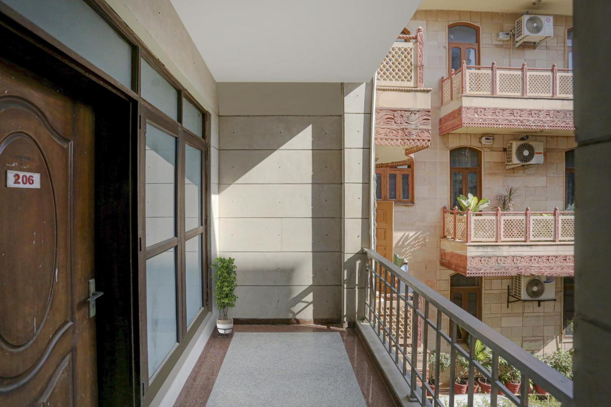 Collection O Ramjas Star Residency Near Appu Ghar Hotel Gurgaon