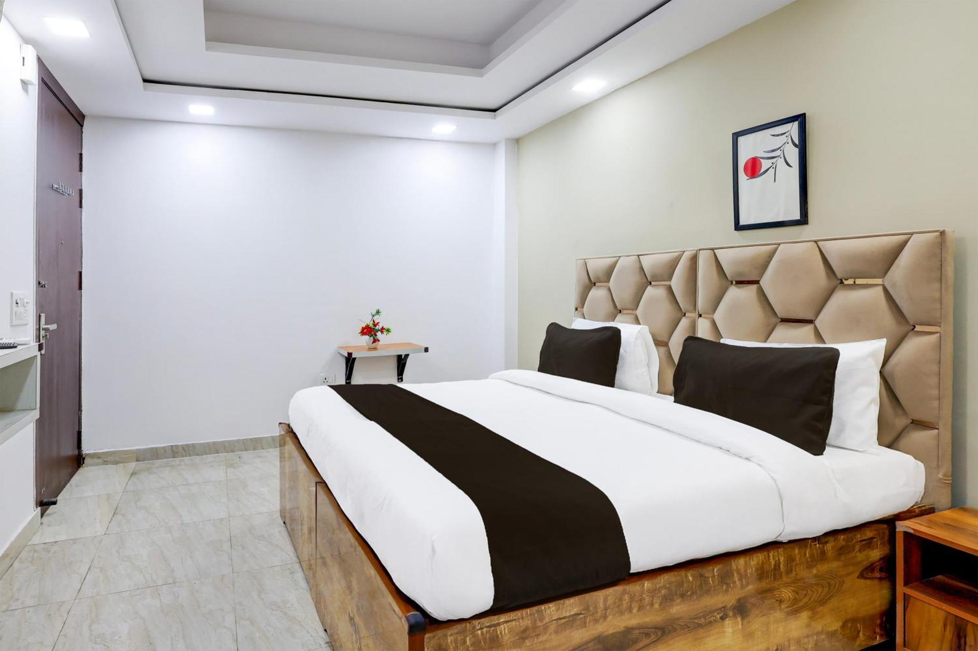 Hotel Collection O Deep Residency *