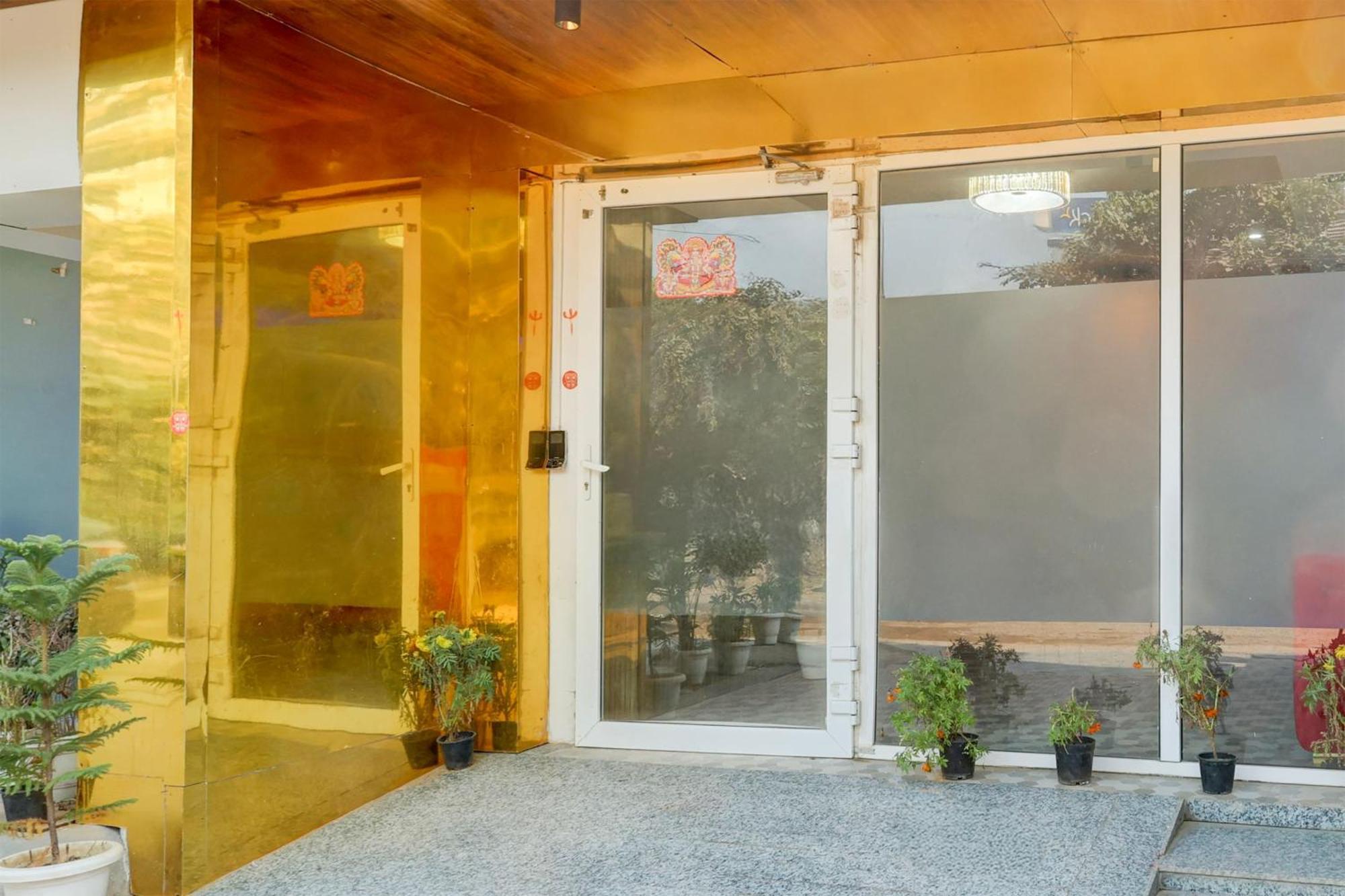 Hotel Collection O Deep Residency Gurgaon