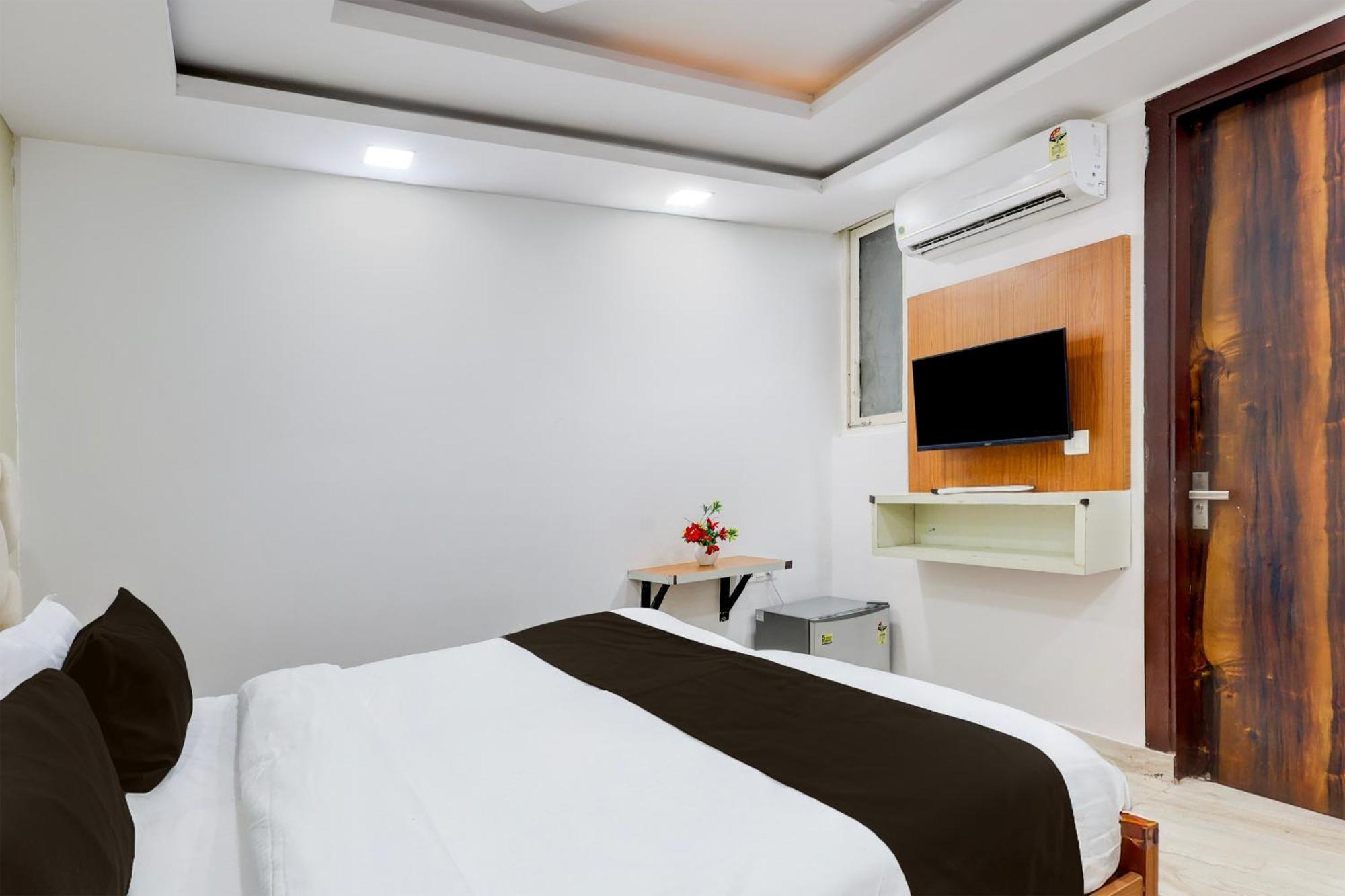 Collection O Deep Residency Gurgaon