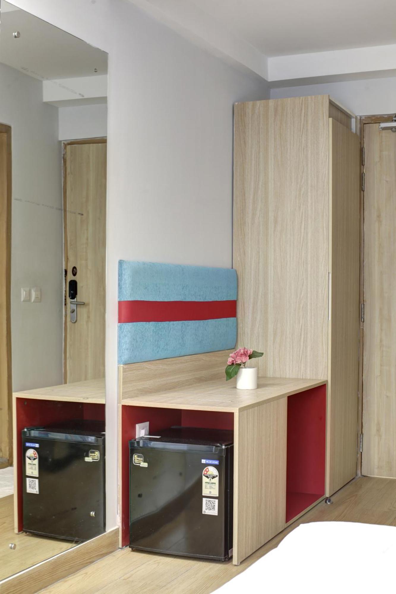 Hotel Flxho Cyber One - And Banquet Cyber City Gurgaon