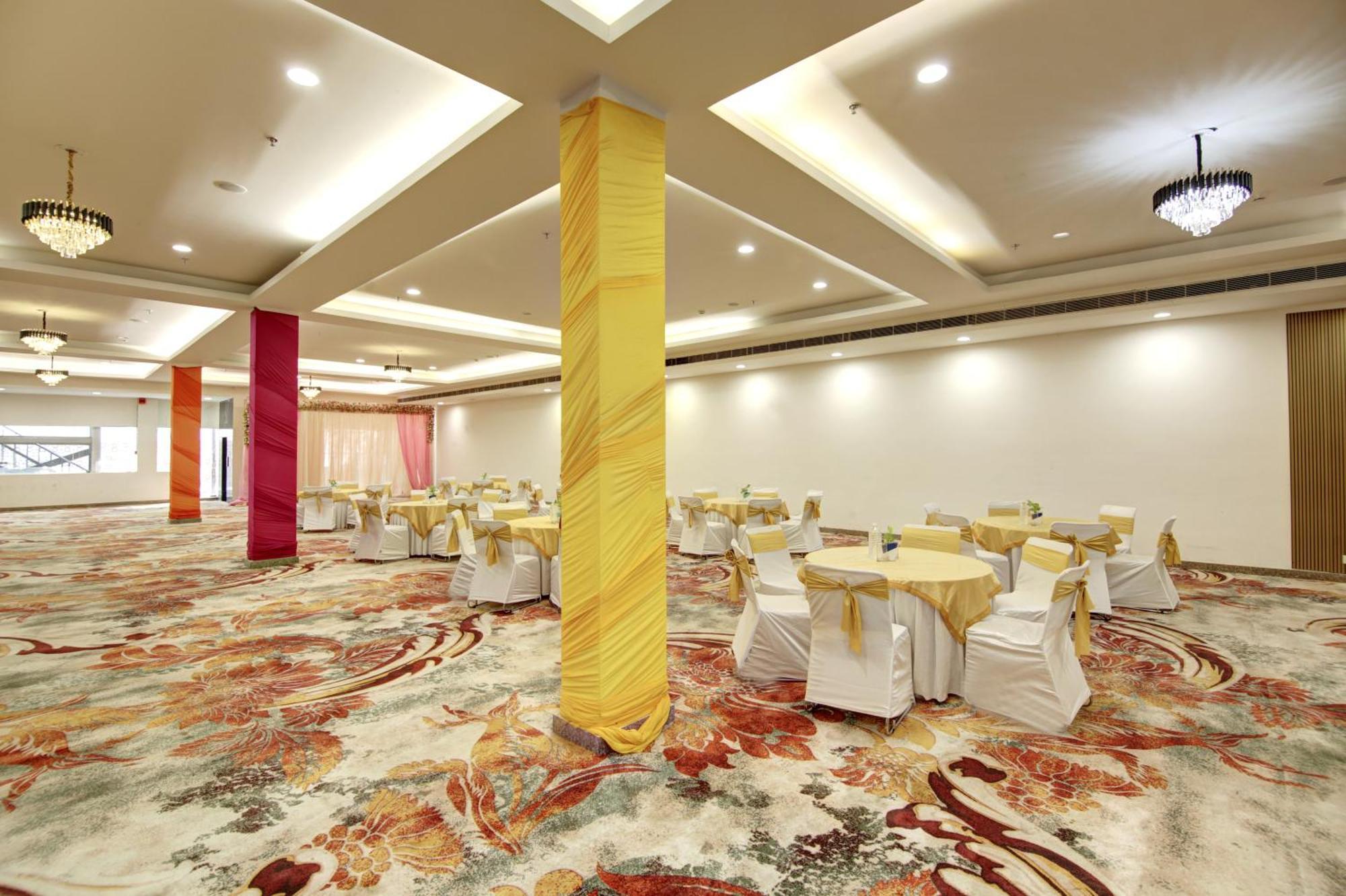 Flxho Cyber One - And Banquet Cyber City Gurgaon