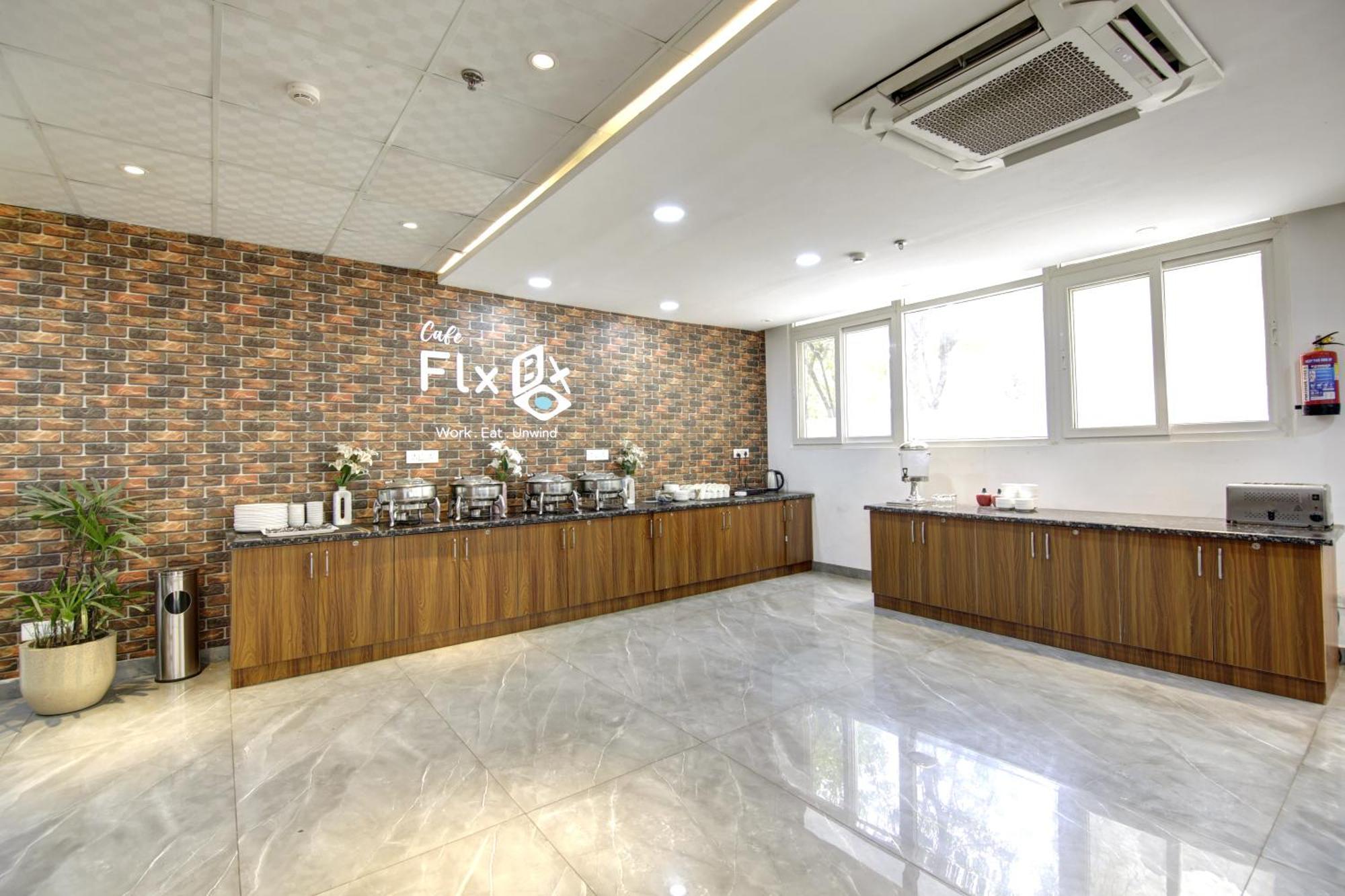 Flxho Cyber One - And Banquet Cyber City Hotel Gurgaon