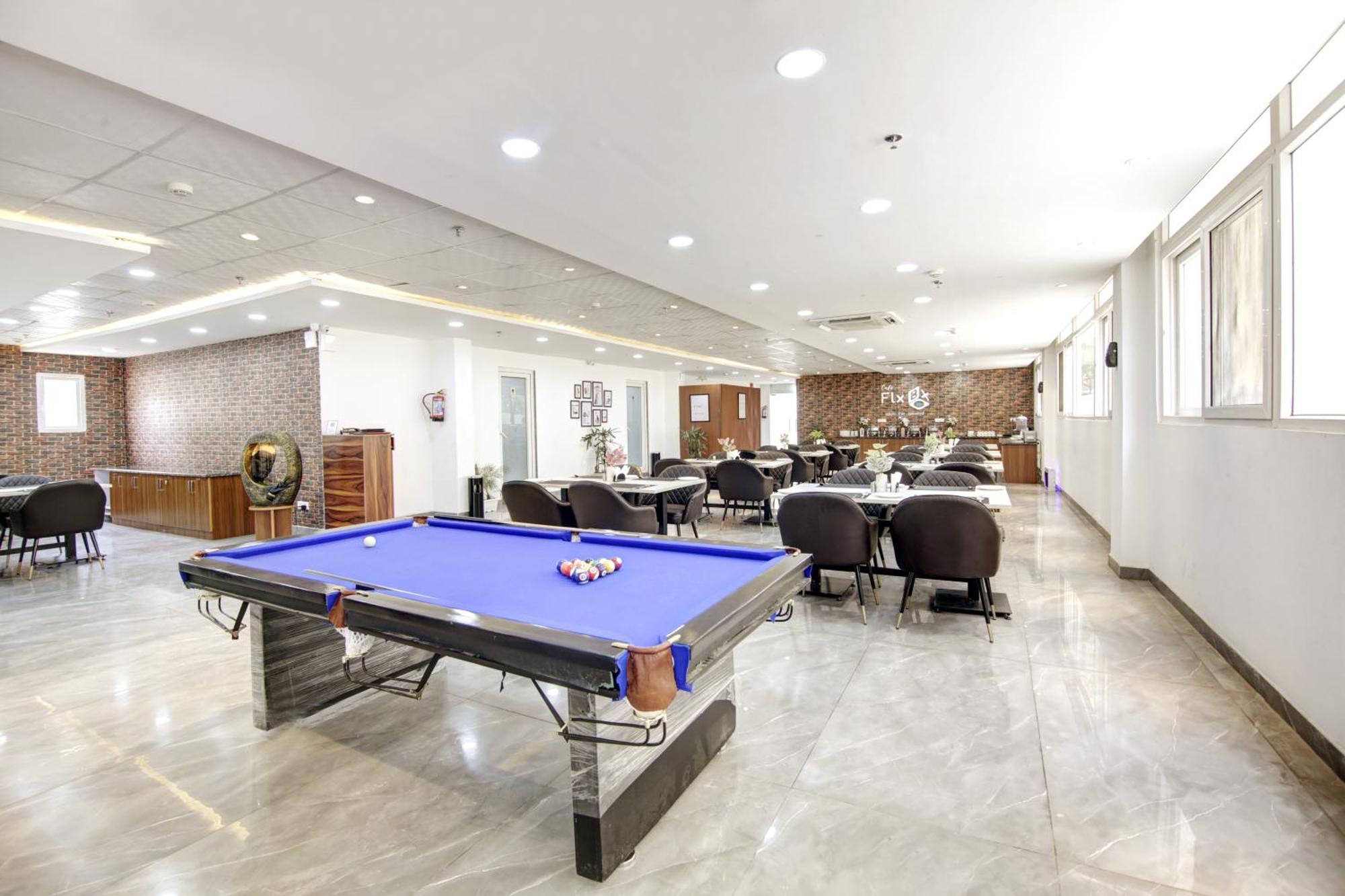 Flxho Cyber One - And Banquet Cyber City 3* Gurgaon