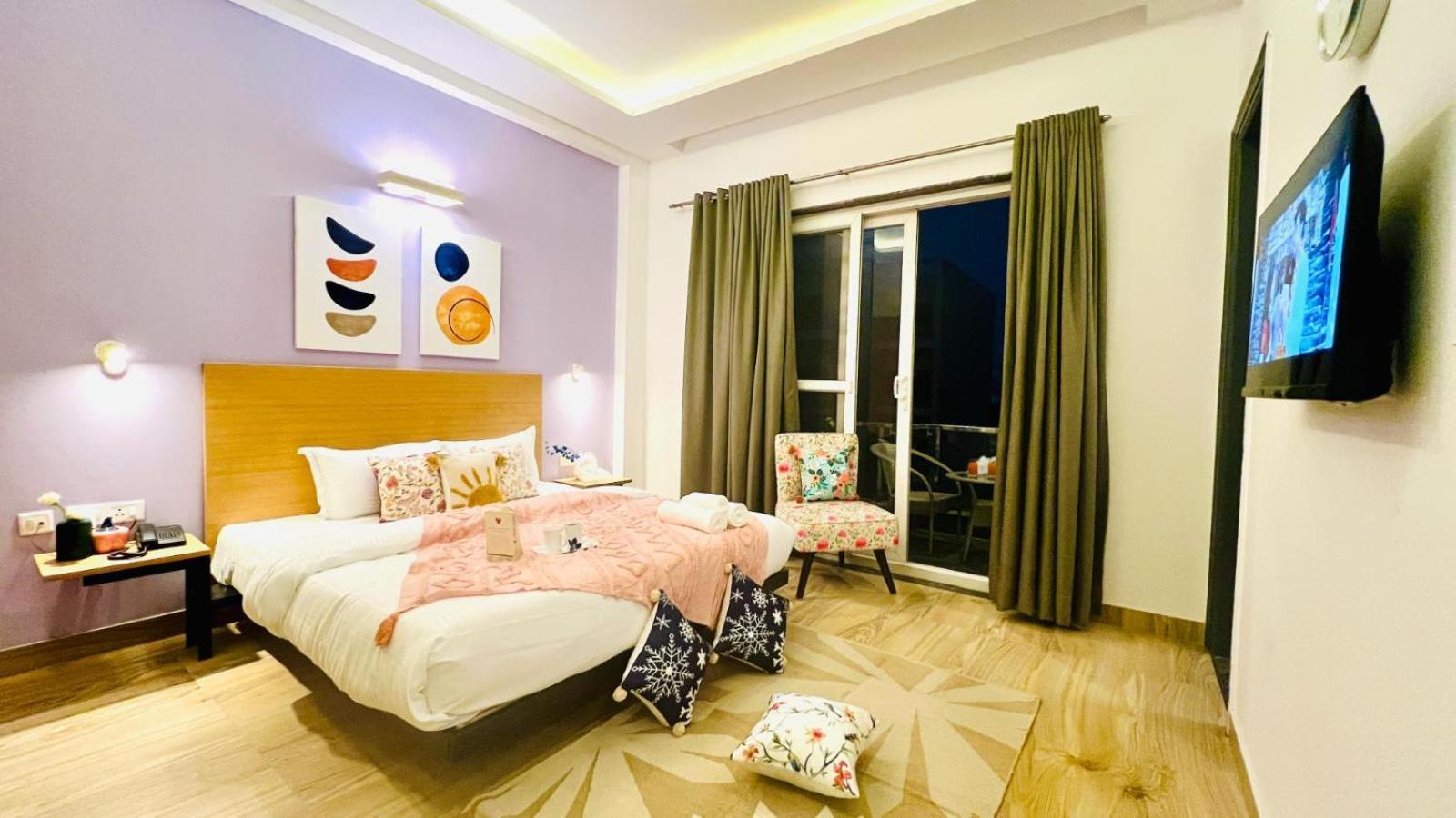 Bluo Medicity - 3* Gurgaon