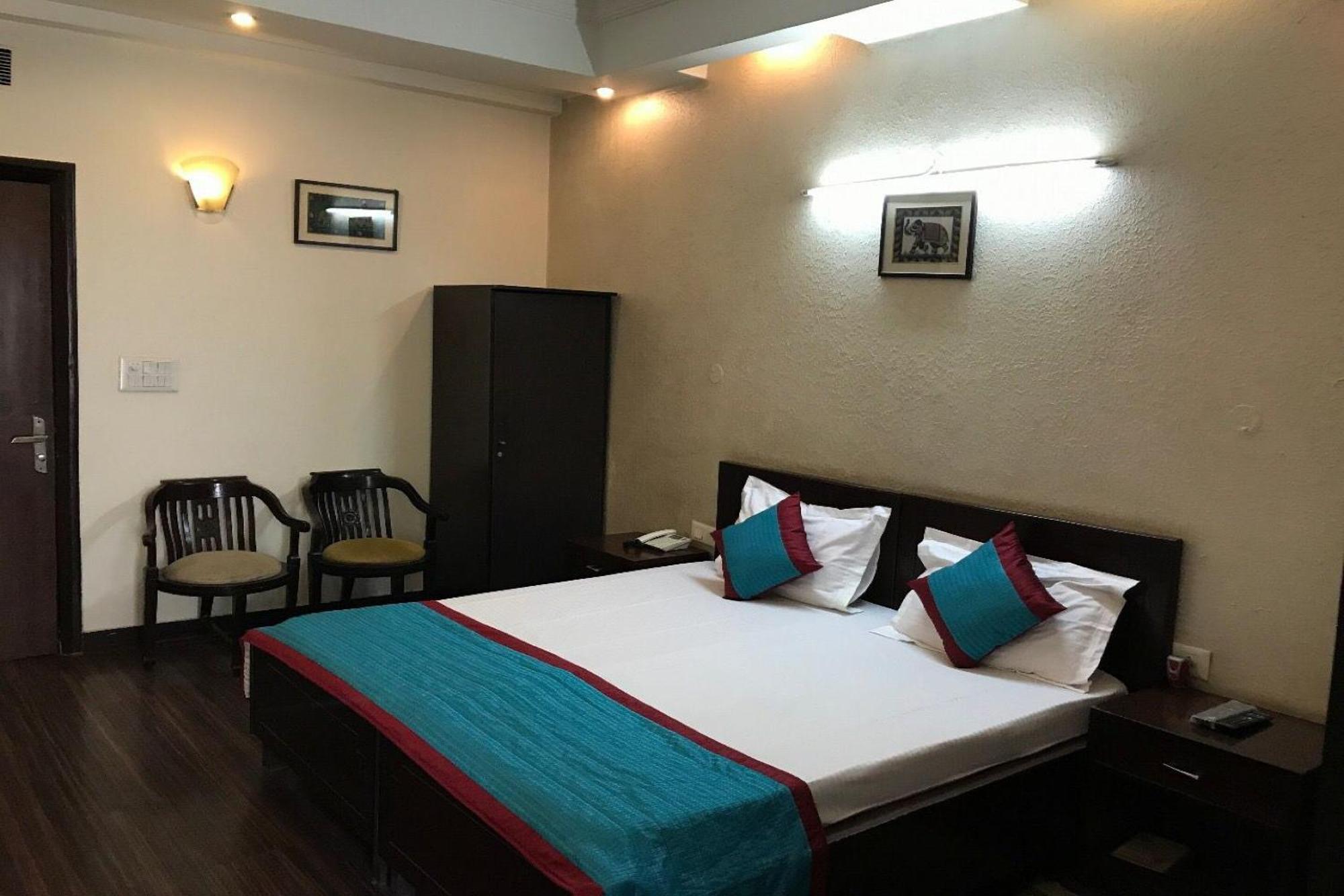 Hotel O Vatika Gurgaon