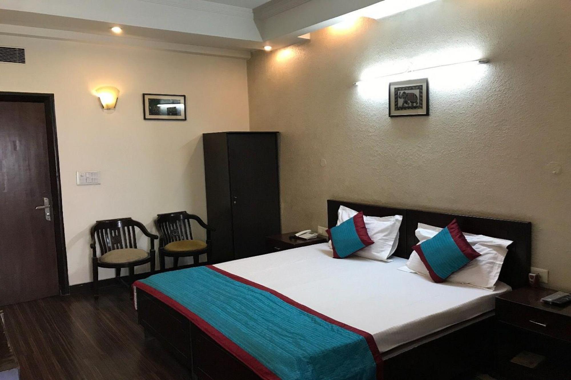 Hotel O Vatika Gurgaon