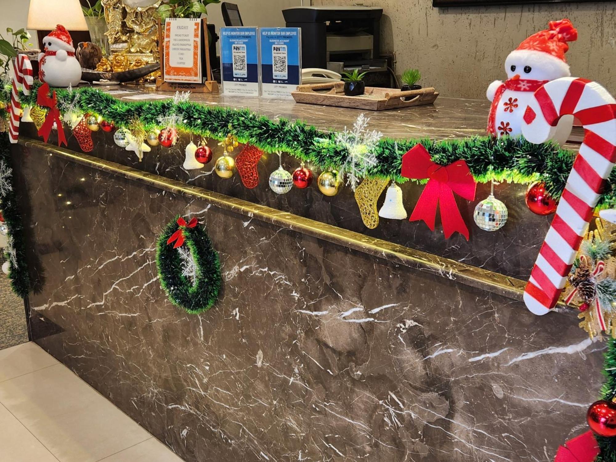Premier - Golf Course Road ,gurgaon 3* Gurgaon