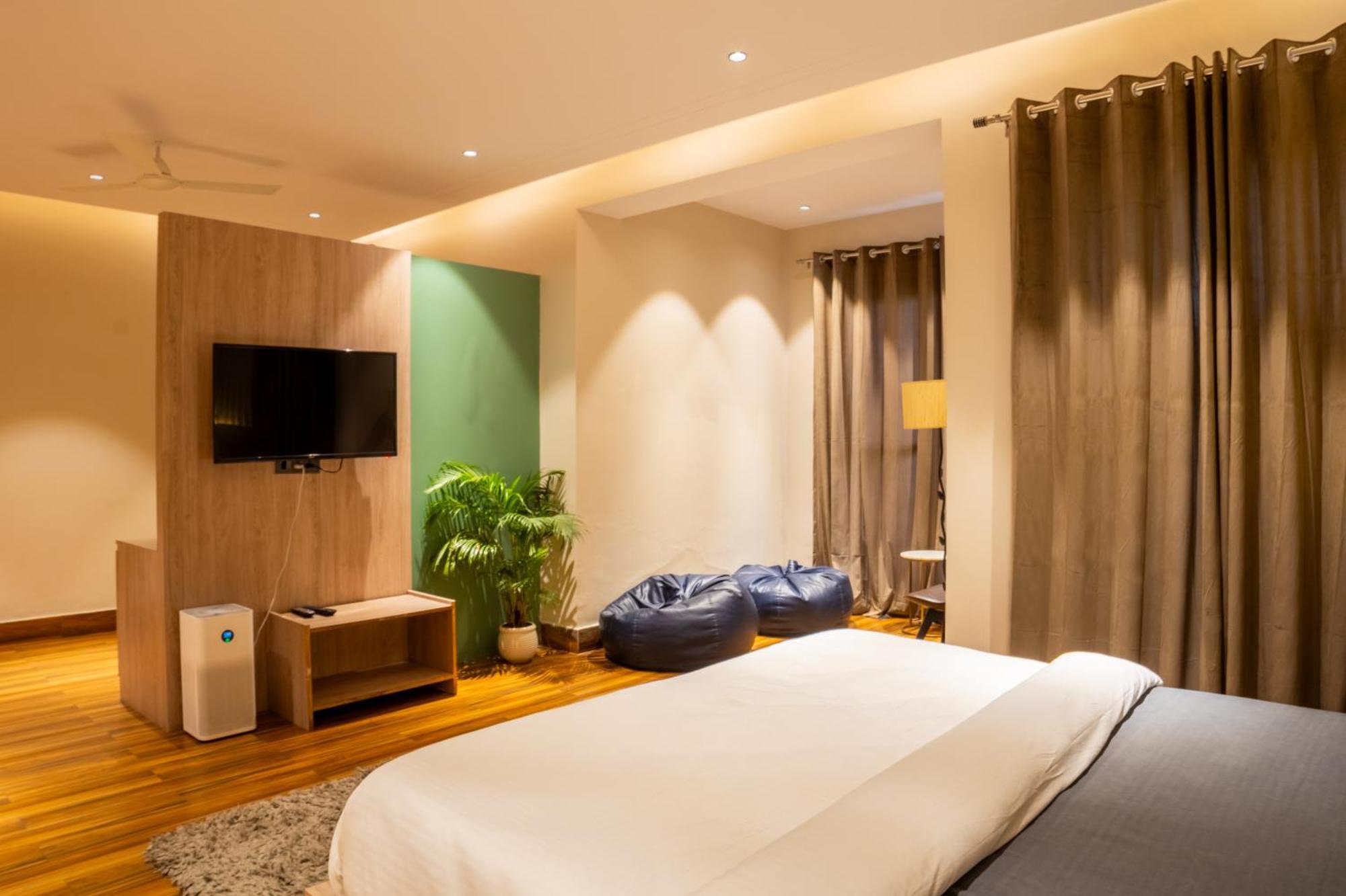 Housr Phase 1 * Gurgaon