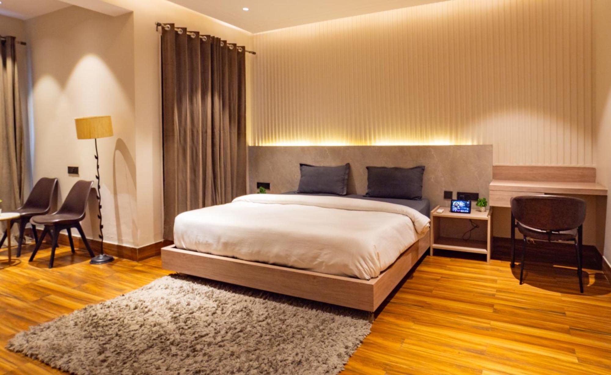 Housr Phase 1 Hotel