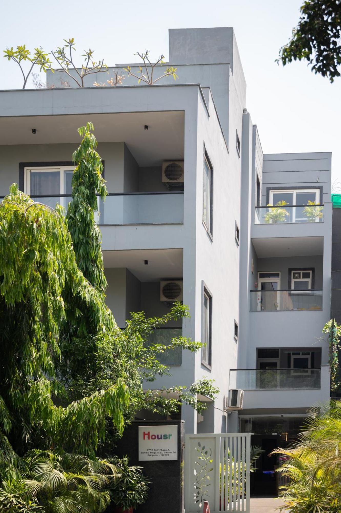 Housr Phase 1 Hotel *