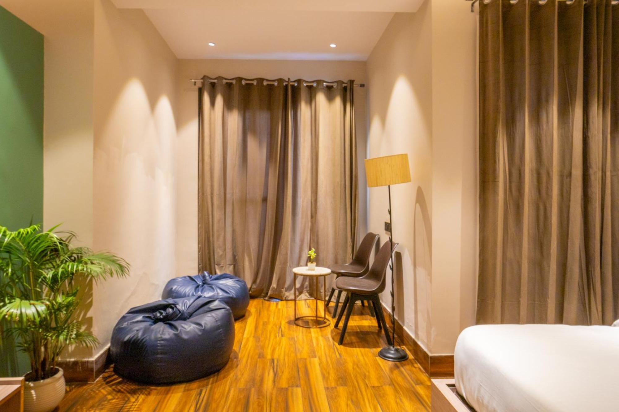 Housr Phase 1 * Gurgaon