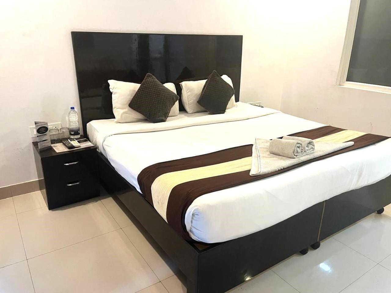 Tipsyy 007 Guest house 3*