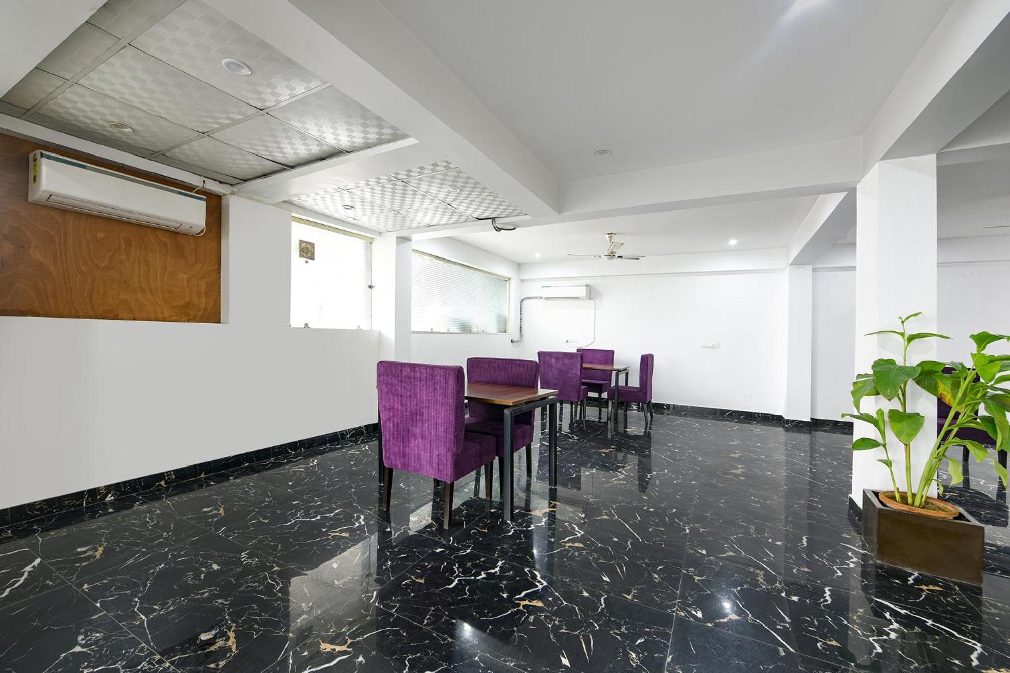 Fabhotel Suits 3* Gurgaon