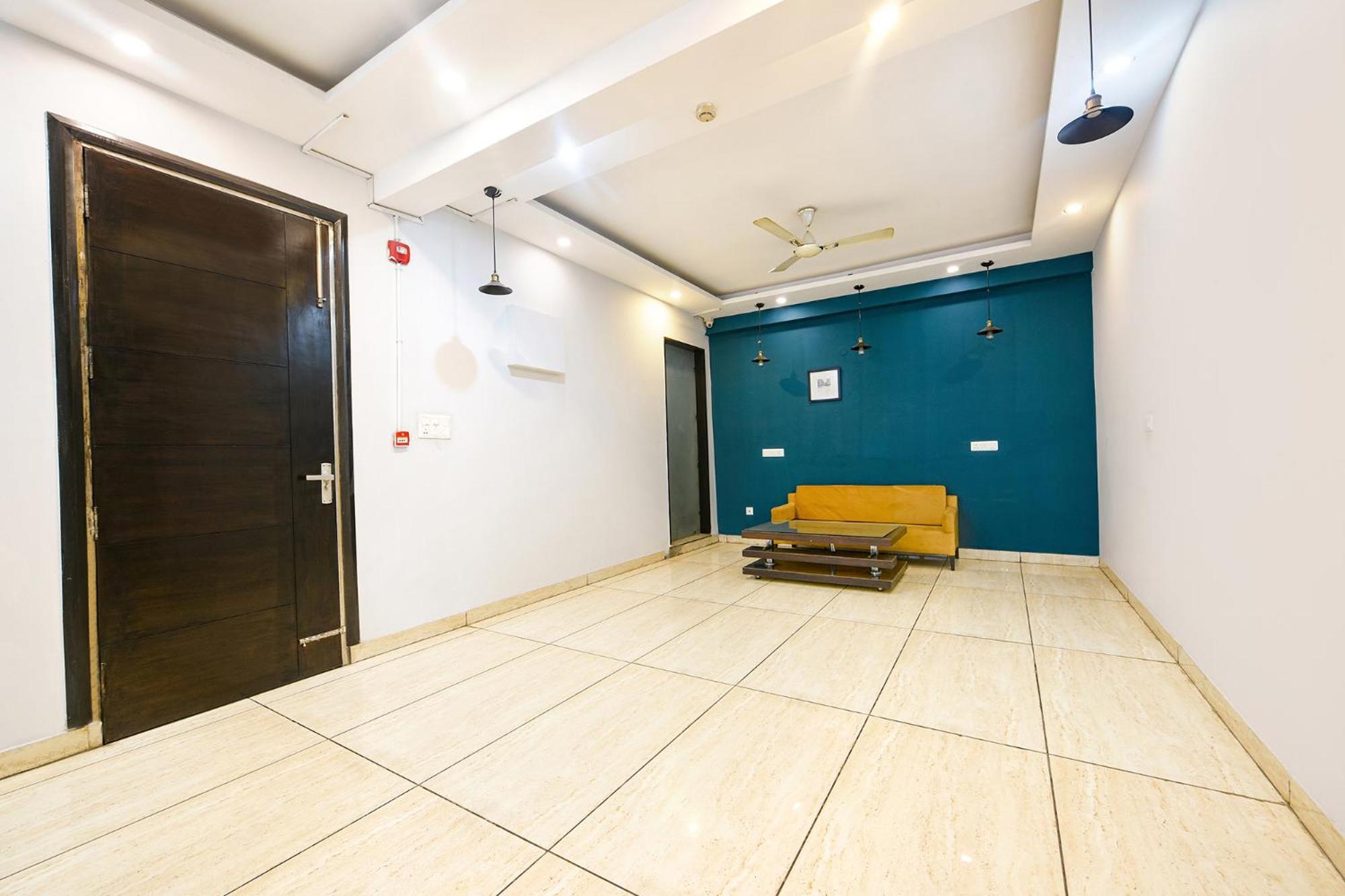Fabhotel Suits Hotel