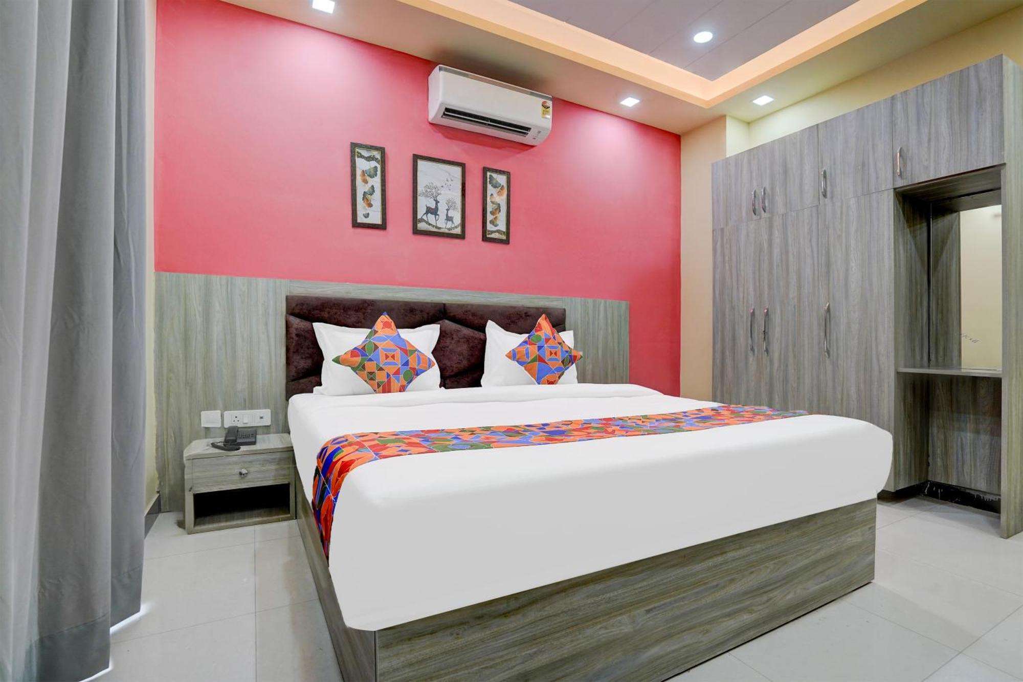 Hotel Fabhotel Sky Gurgaon