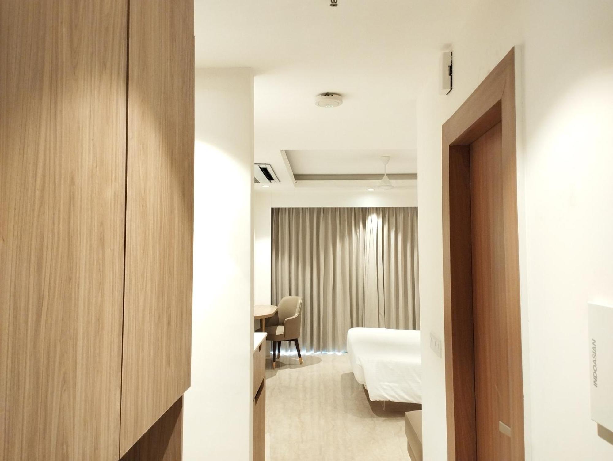 Alivaa Gurugram Sohna Road Center Hotel