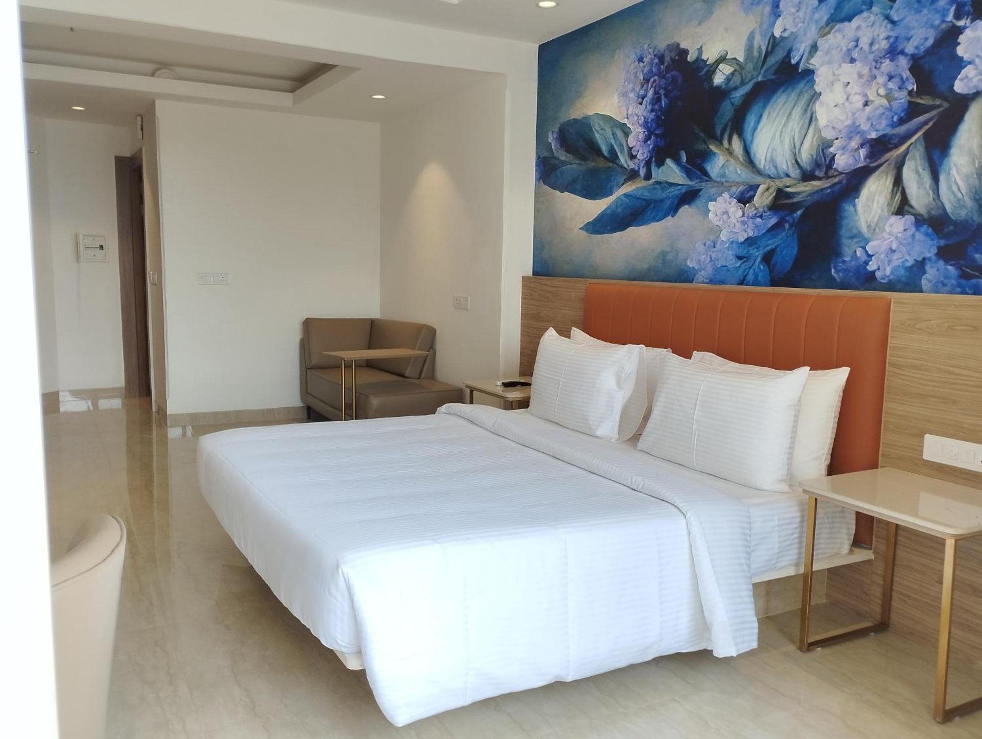 Alivaa Gurugram Sohna Road Center 4* Gurgaon