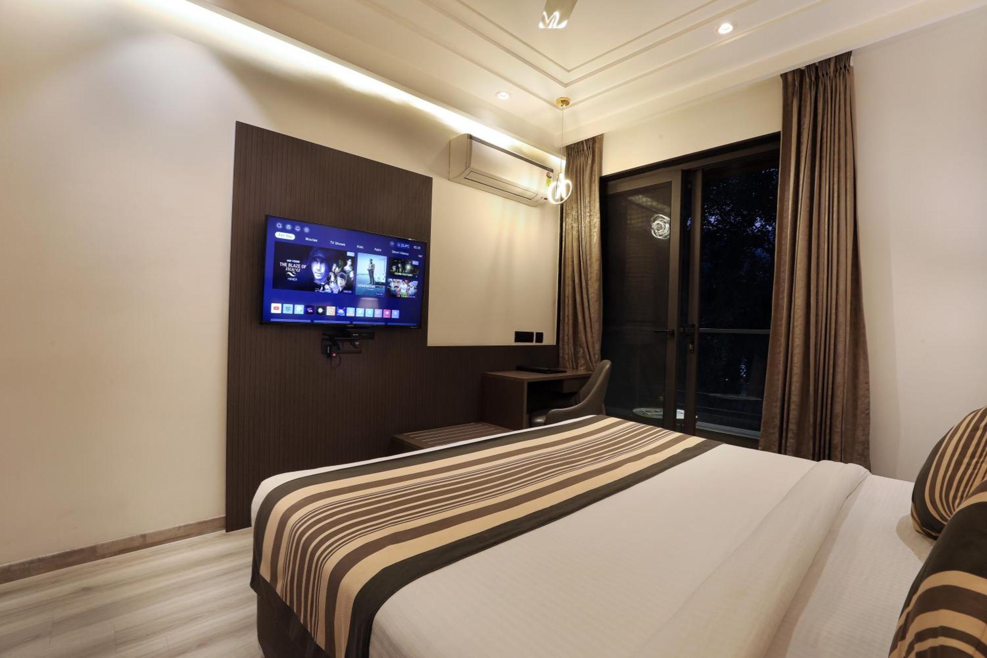 Opo Iffco Chowk Hotel Gurgaon