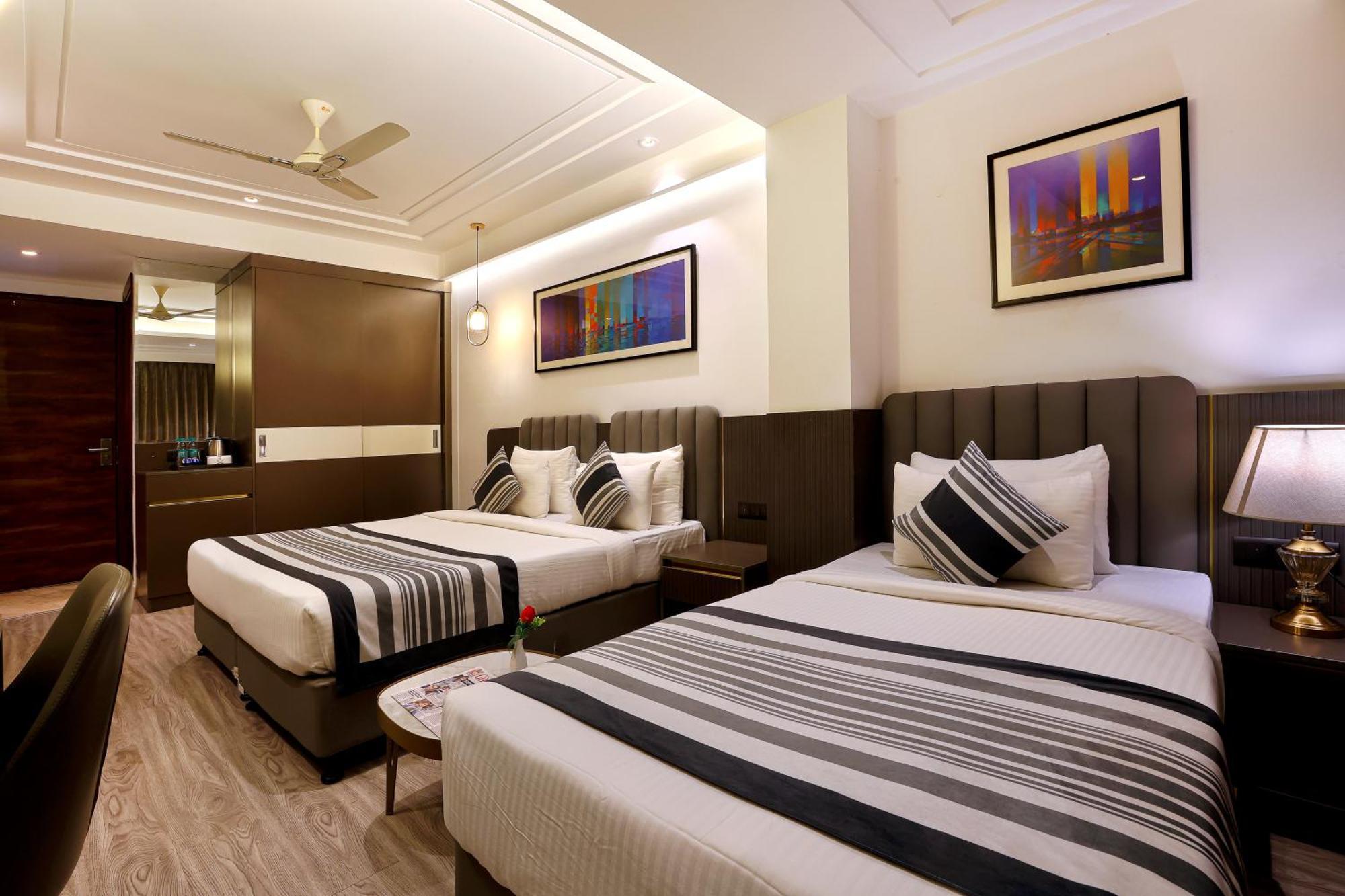 Opo Iffco Chowk Hotel Gurgaon