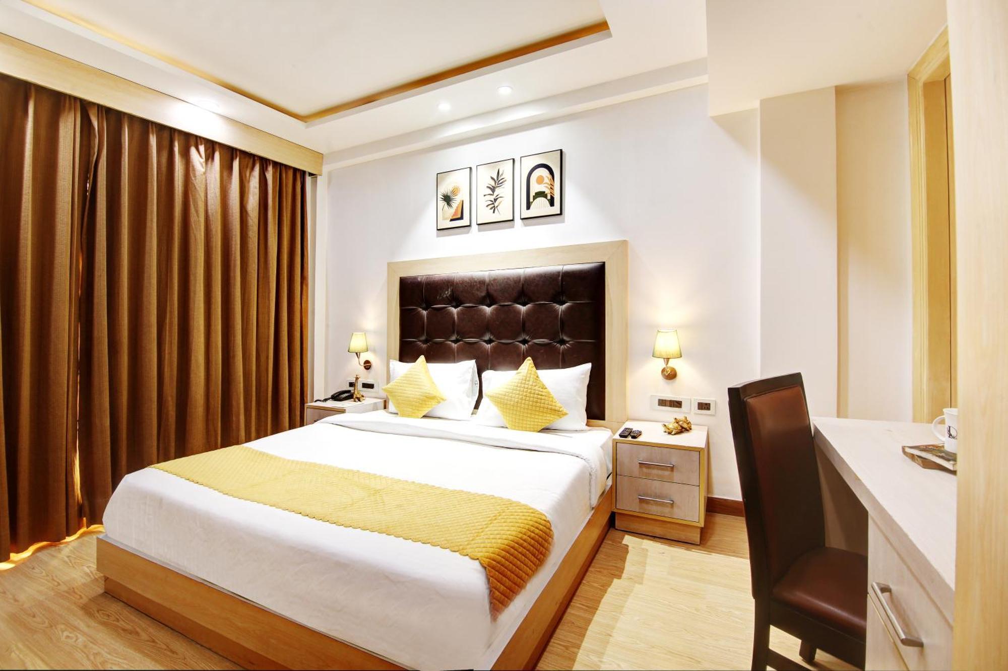 Limewood - Unitech Cyber Park Hotel