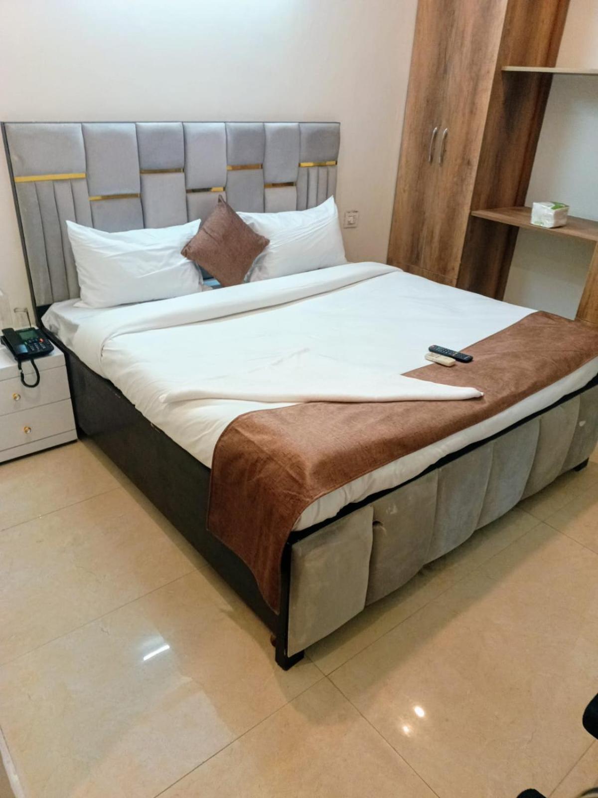 Soooper Guest house *