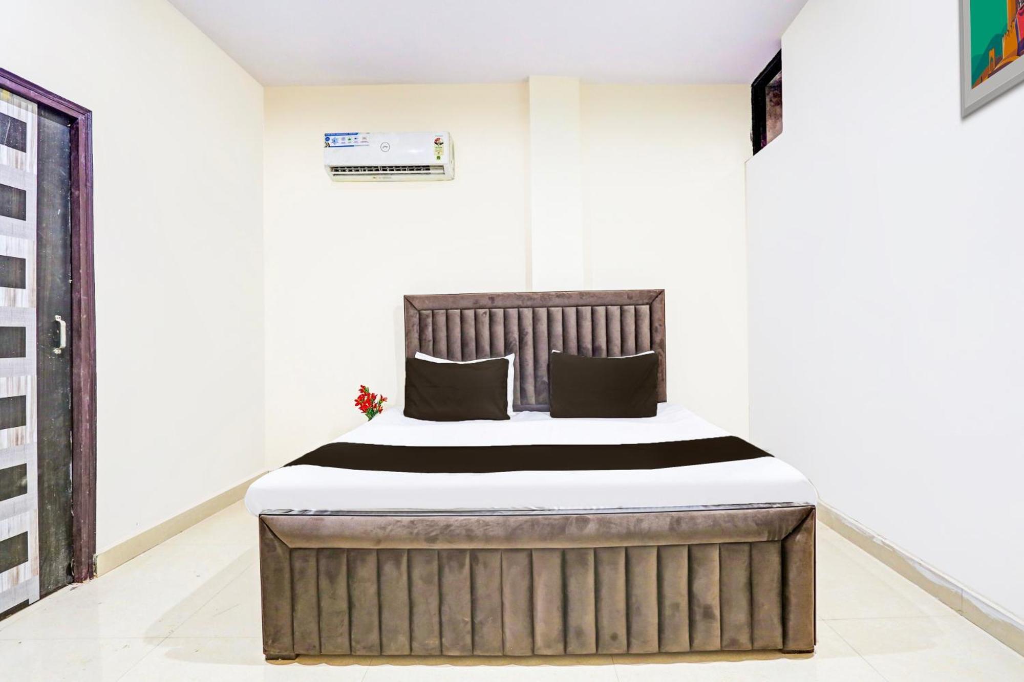 O Redbull Hotel 3*