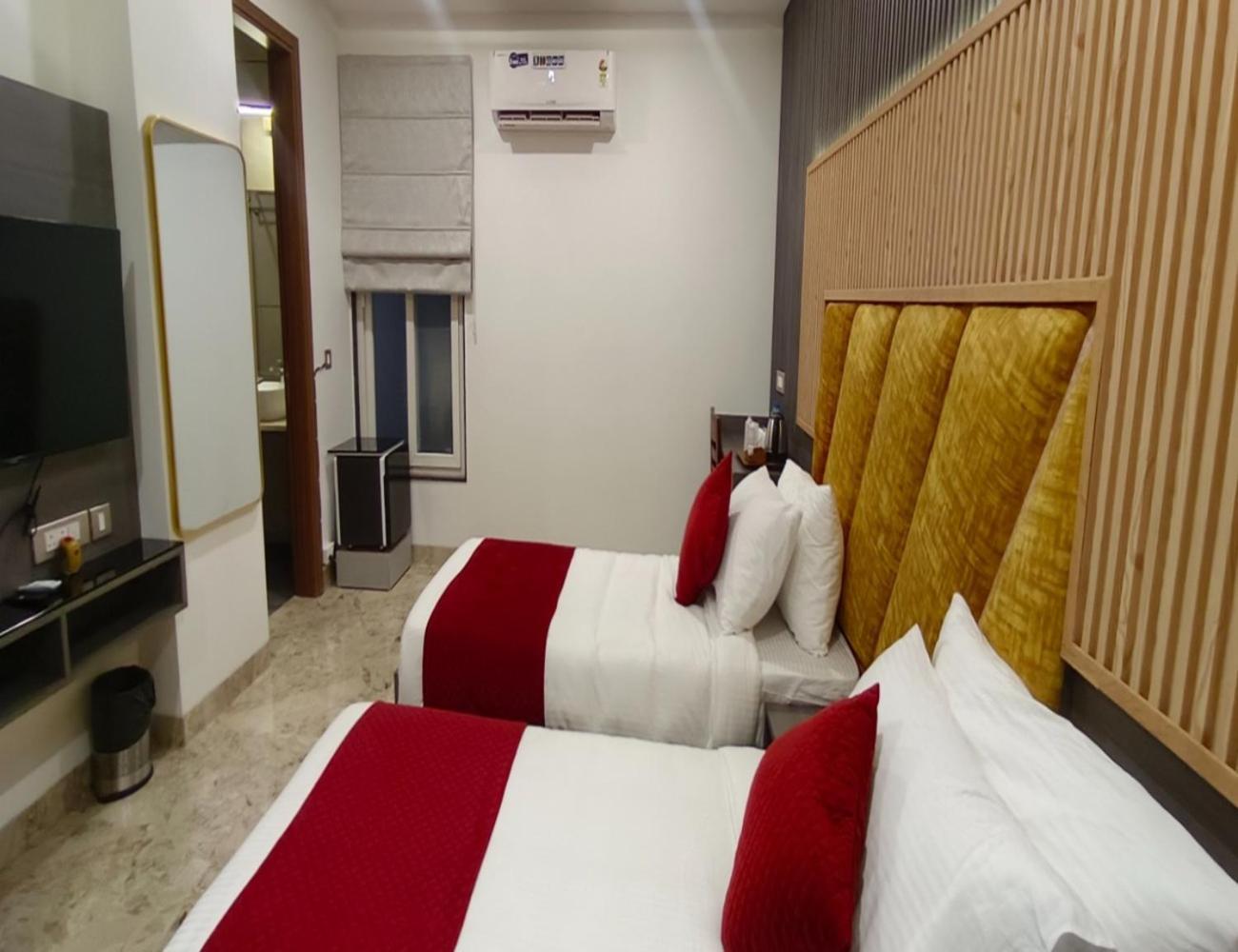 Haris Court- Cyber Hub Hotel