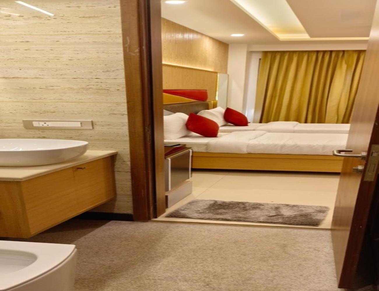 Haris Court- Cyber Hub Hotel Gurgaon