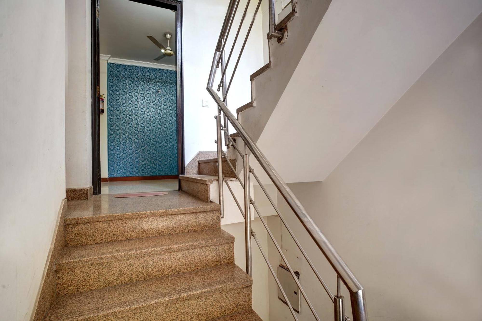 Hotel Nexhub - Huda Centre *