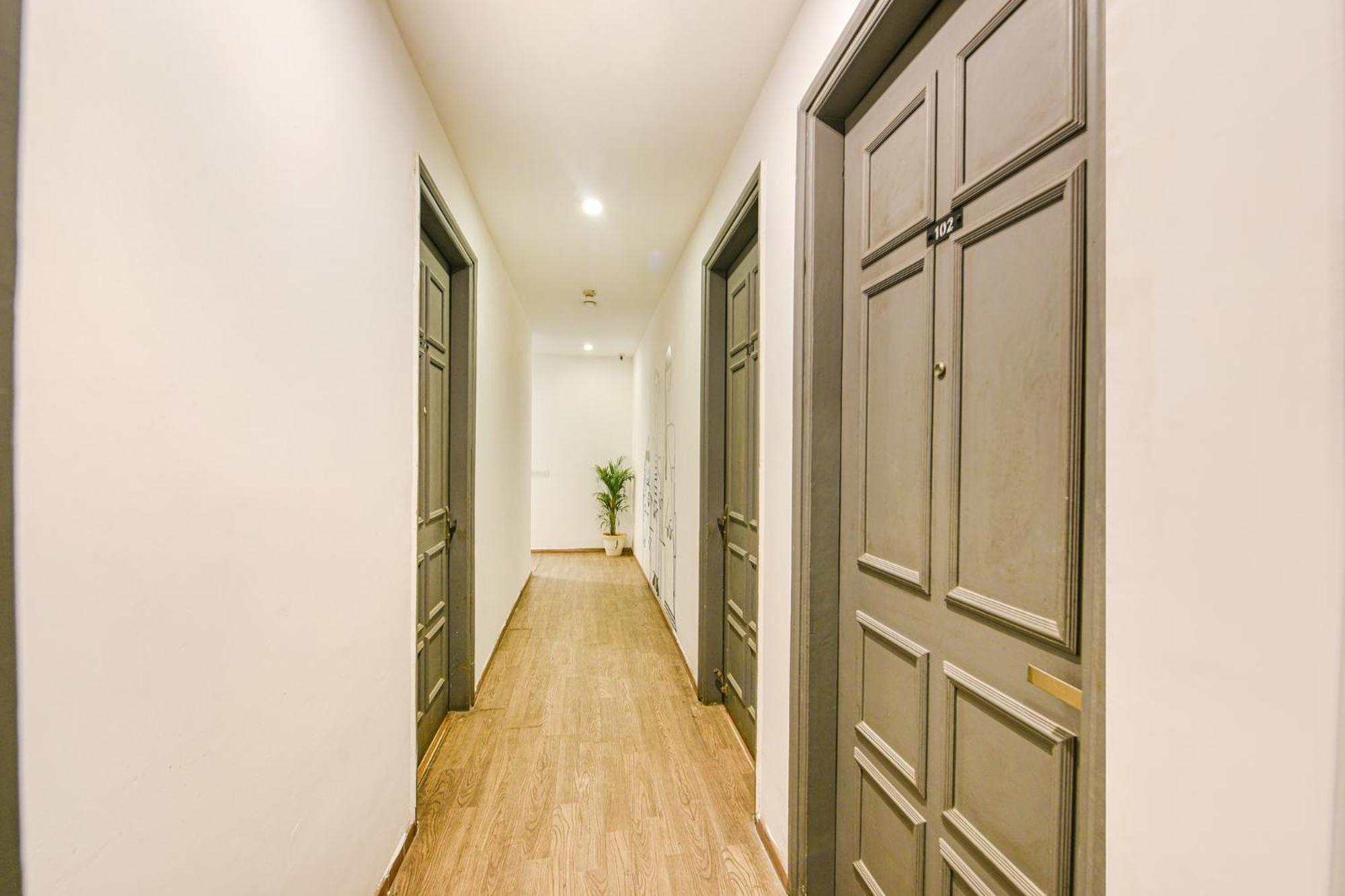 Fabhotel Comfort Residency I Hotel 4*