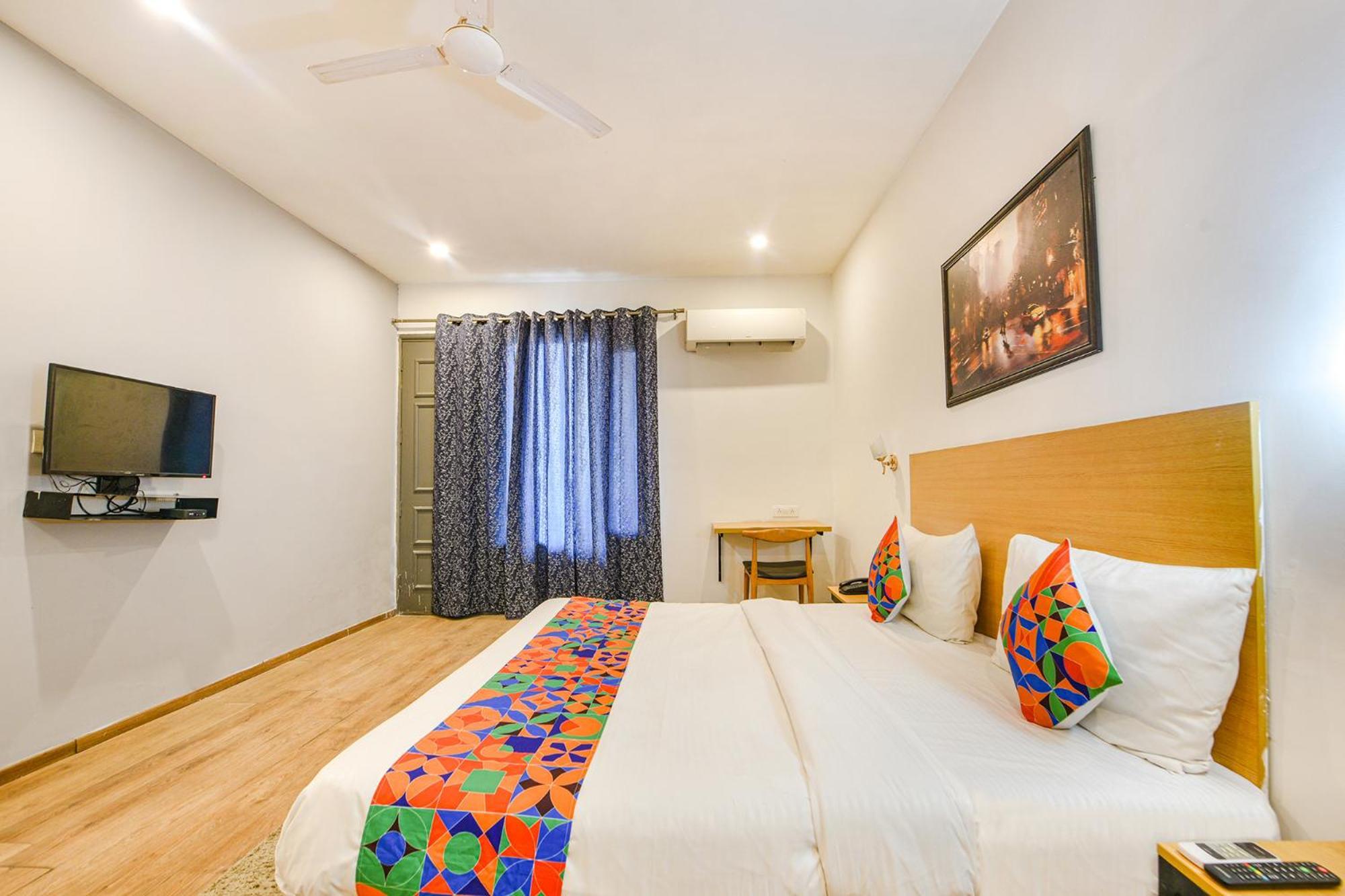 Fabhotel Comfort Residency I 4* Gurgaon