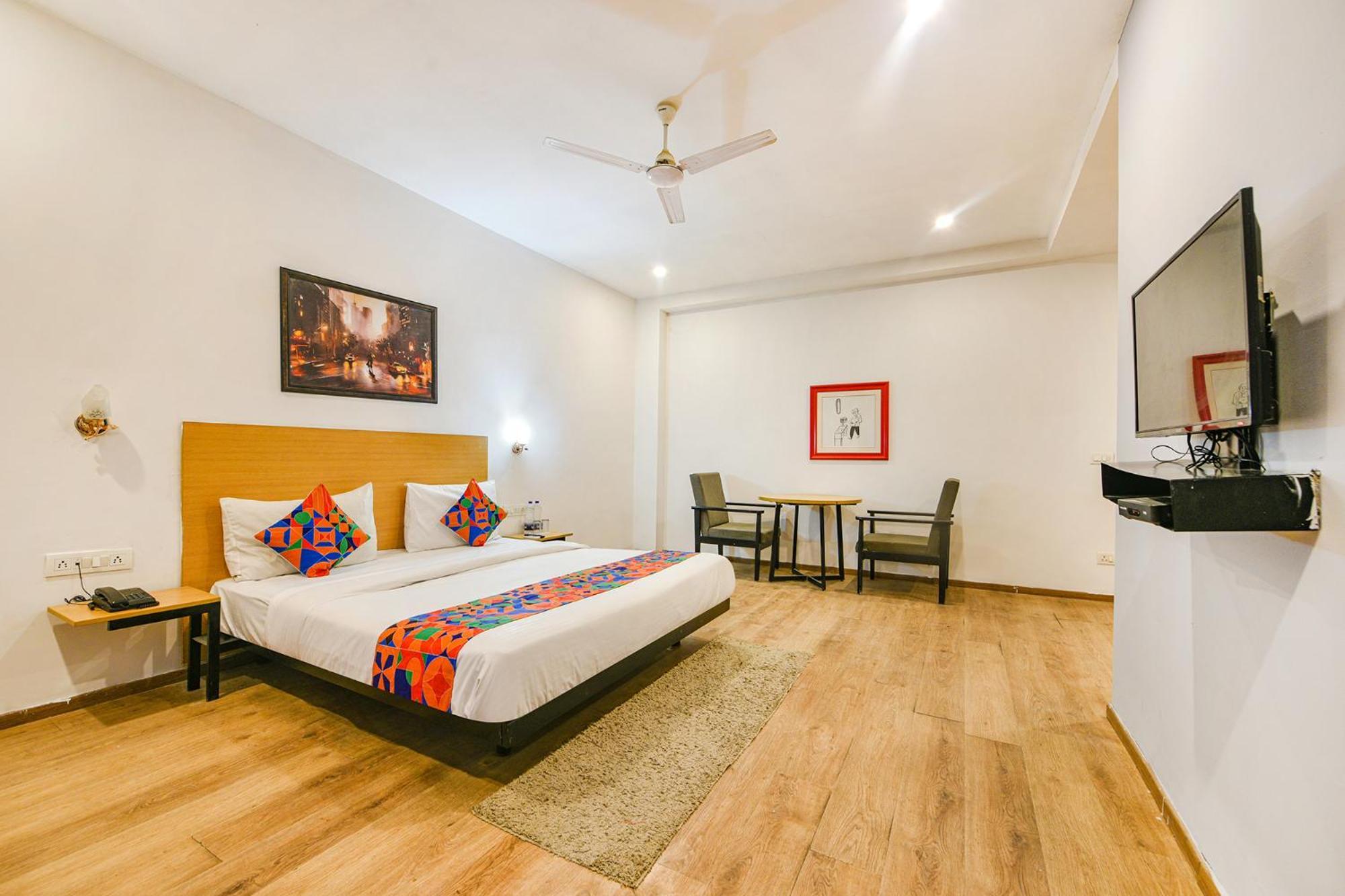 Fabhotel Comfort Residency I Hotel Gurgaon