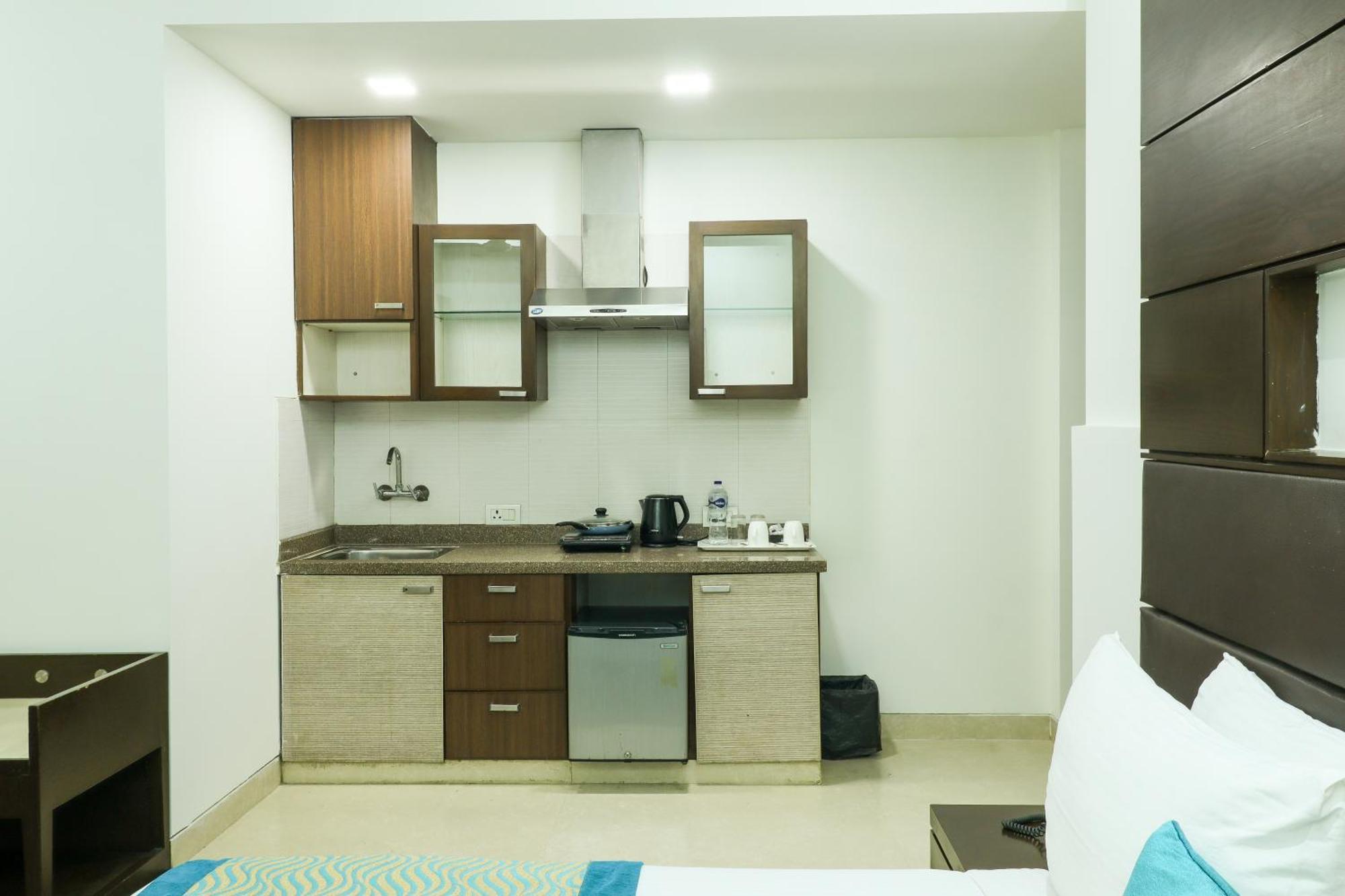 Convenient Executive Near Mg Road Metro Apartment Gurgaon
