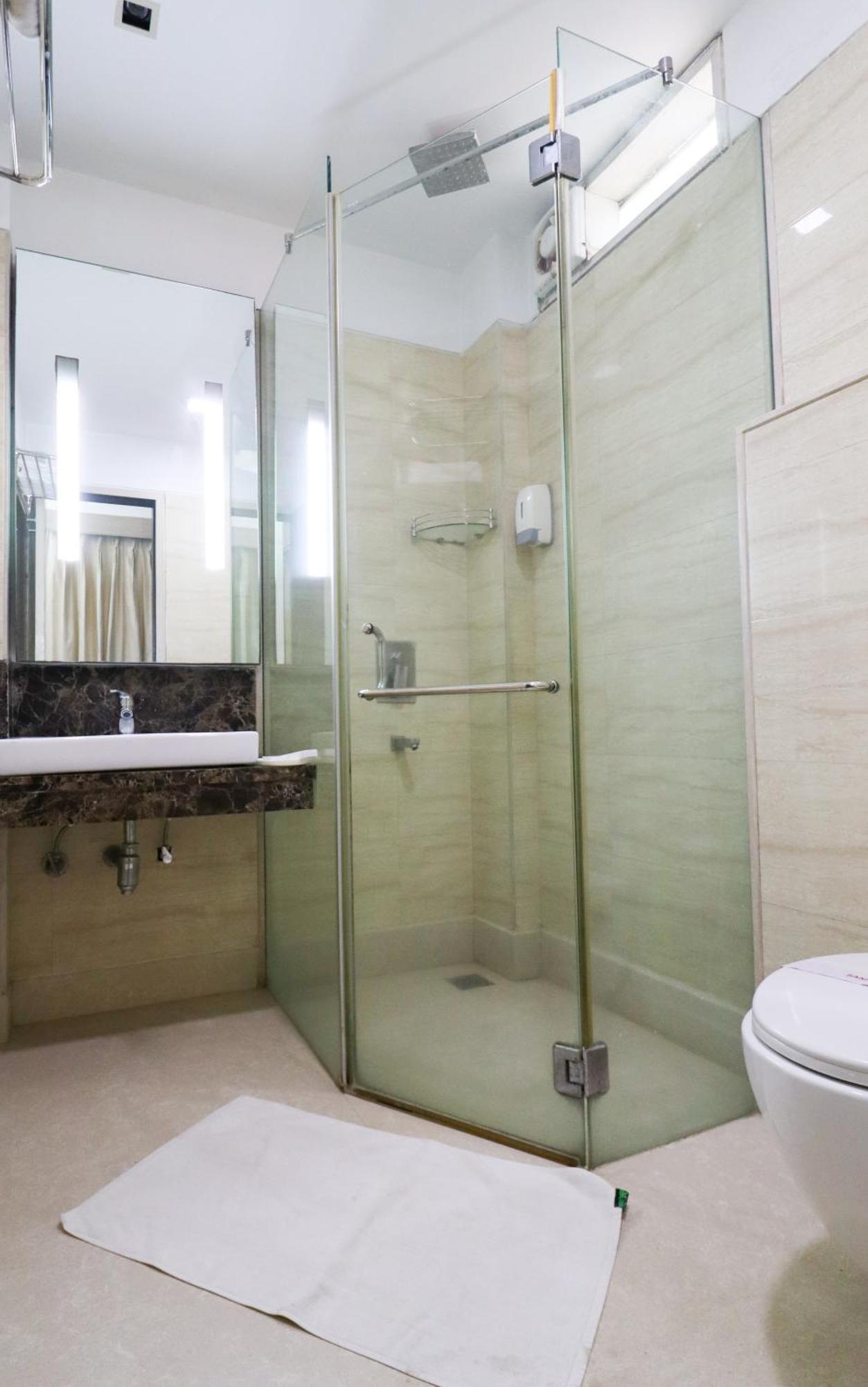 Convenient Executive Near Mg Road Metro Apartment