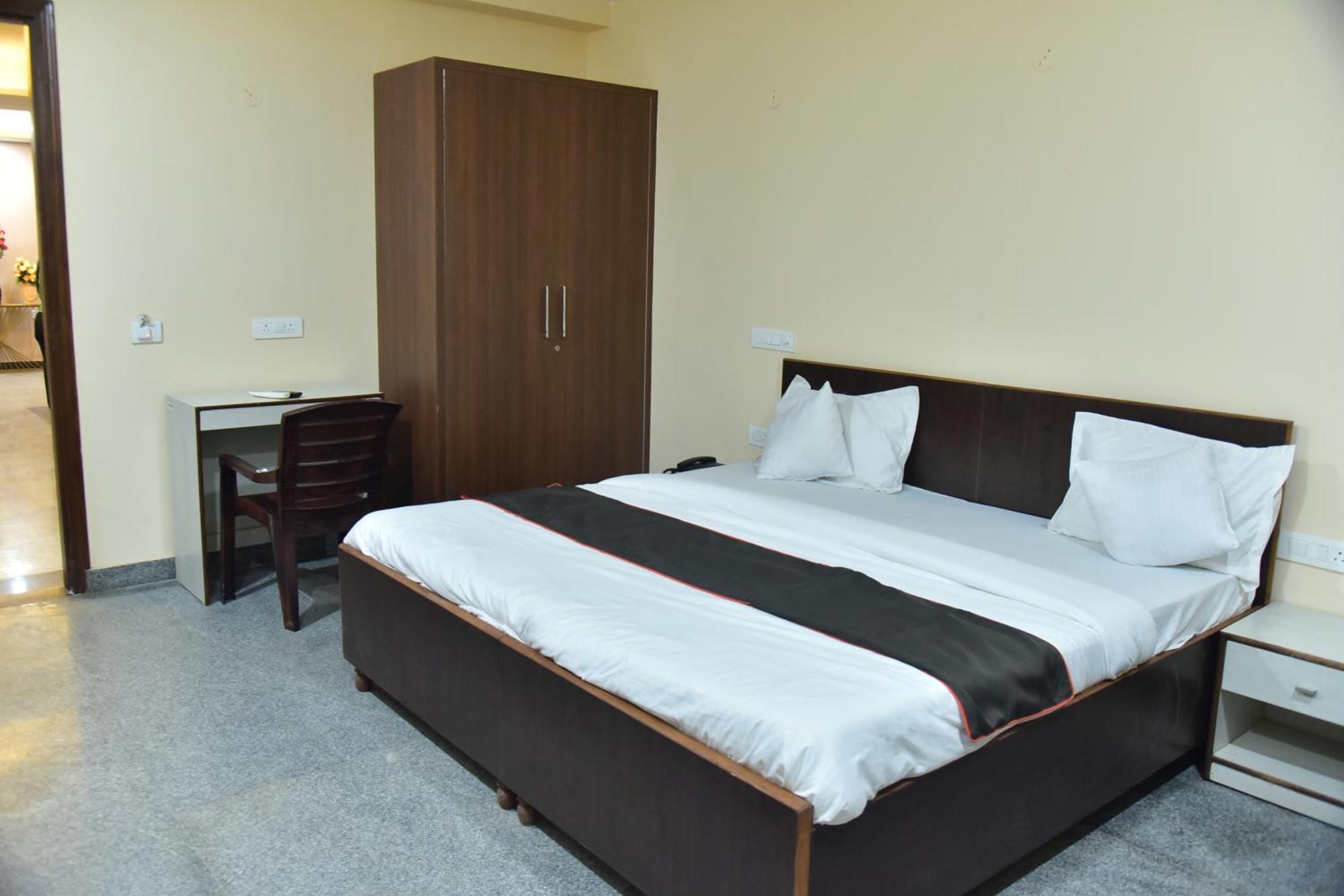 Wedlock Subhash Chowk Hotel Gurgaon