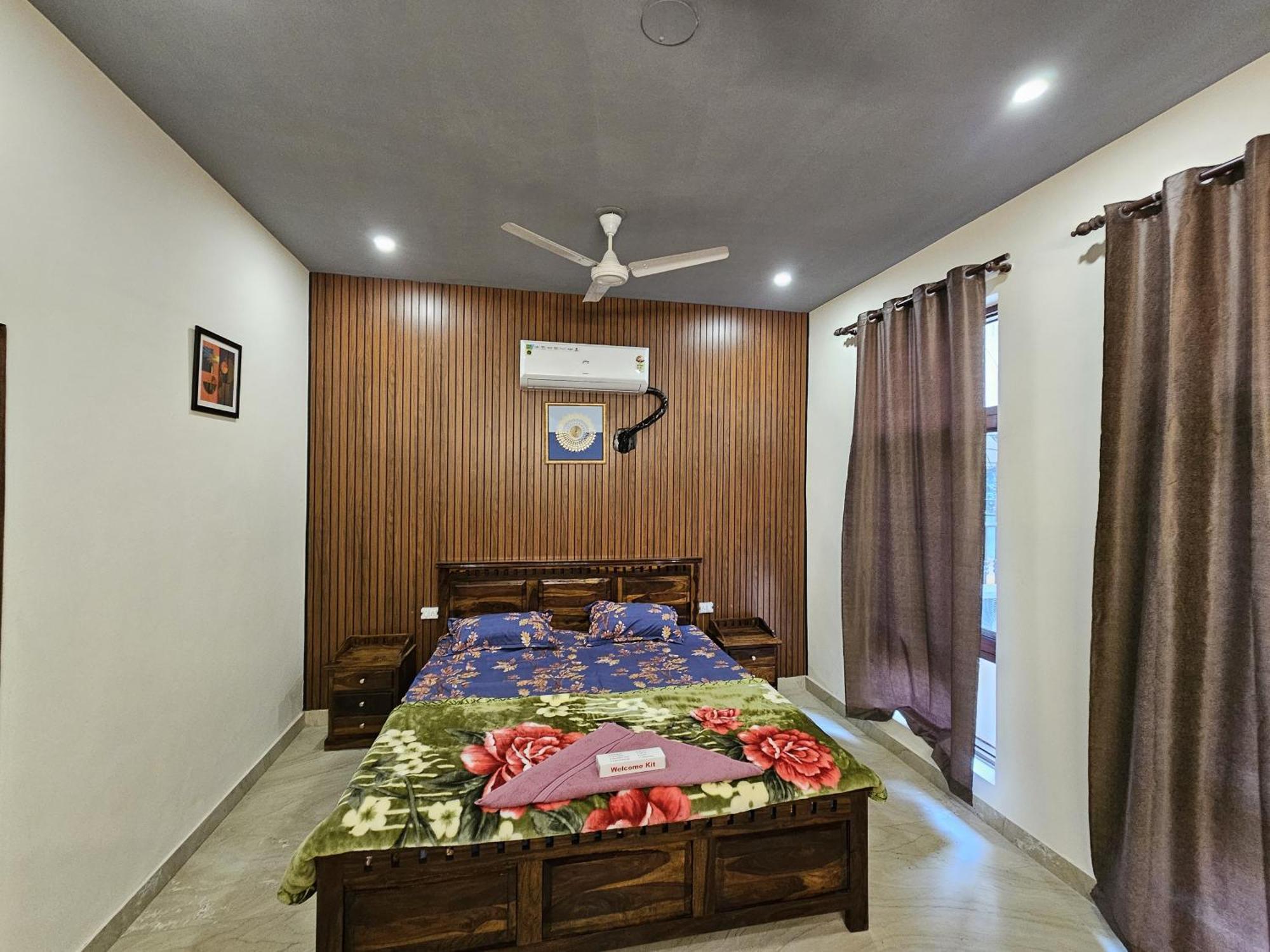 Apartment Sky Bloom Residency Sector 22 Gurgaon