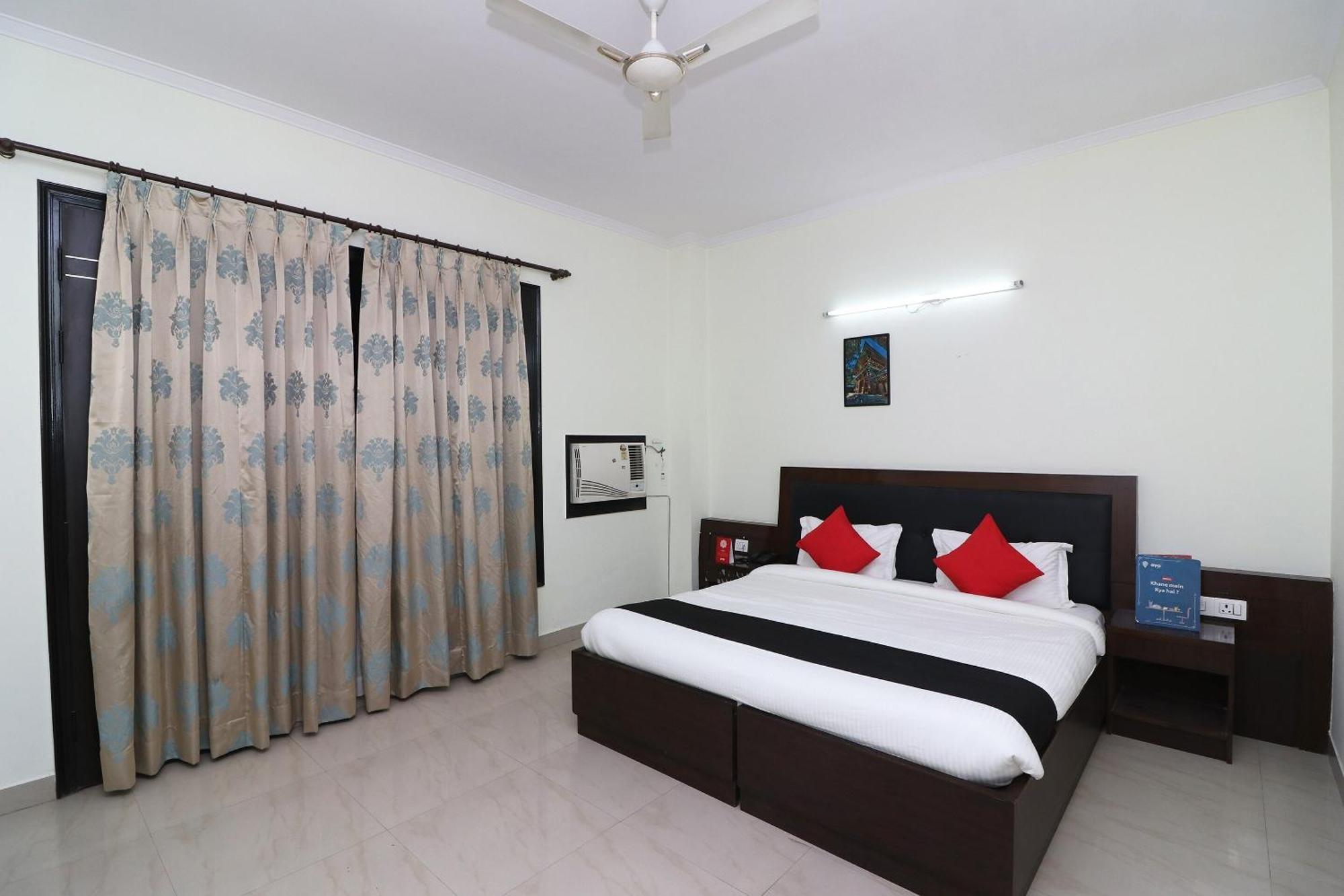 Collection O Maharaja Hotel Gurgaon