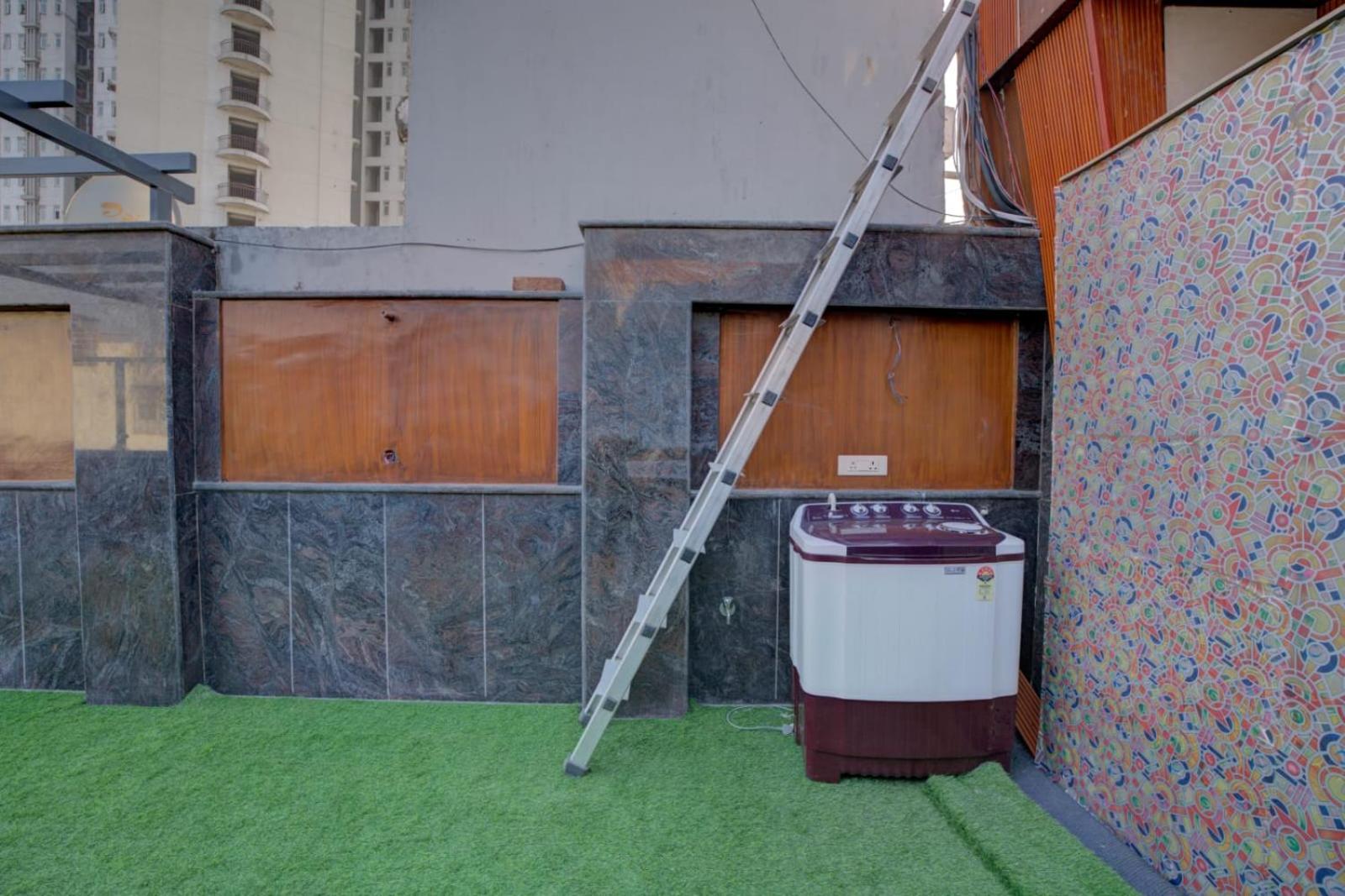 Homestay Platinum Service Dlf Cyber Gurgaon