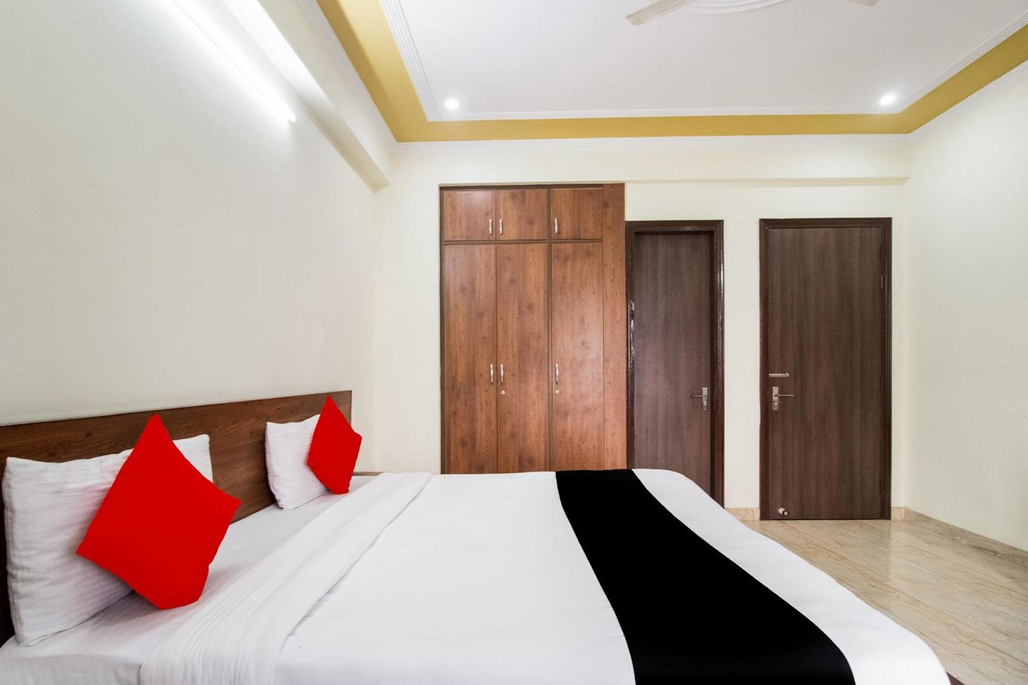 Hotel O The 3*