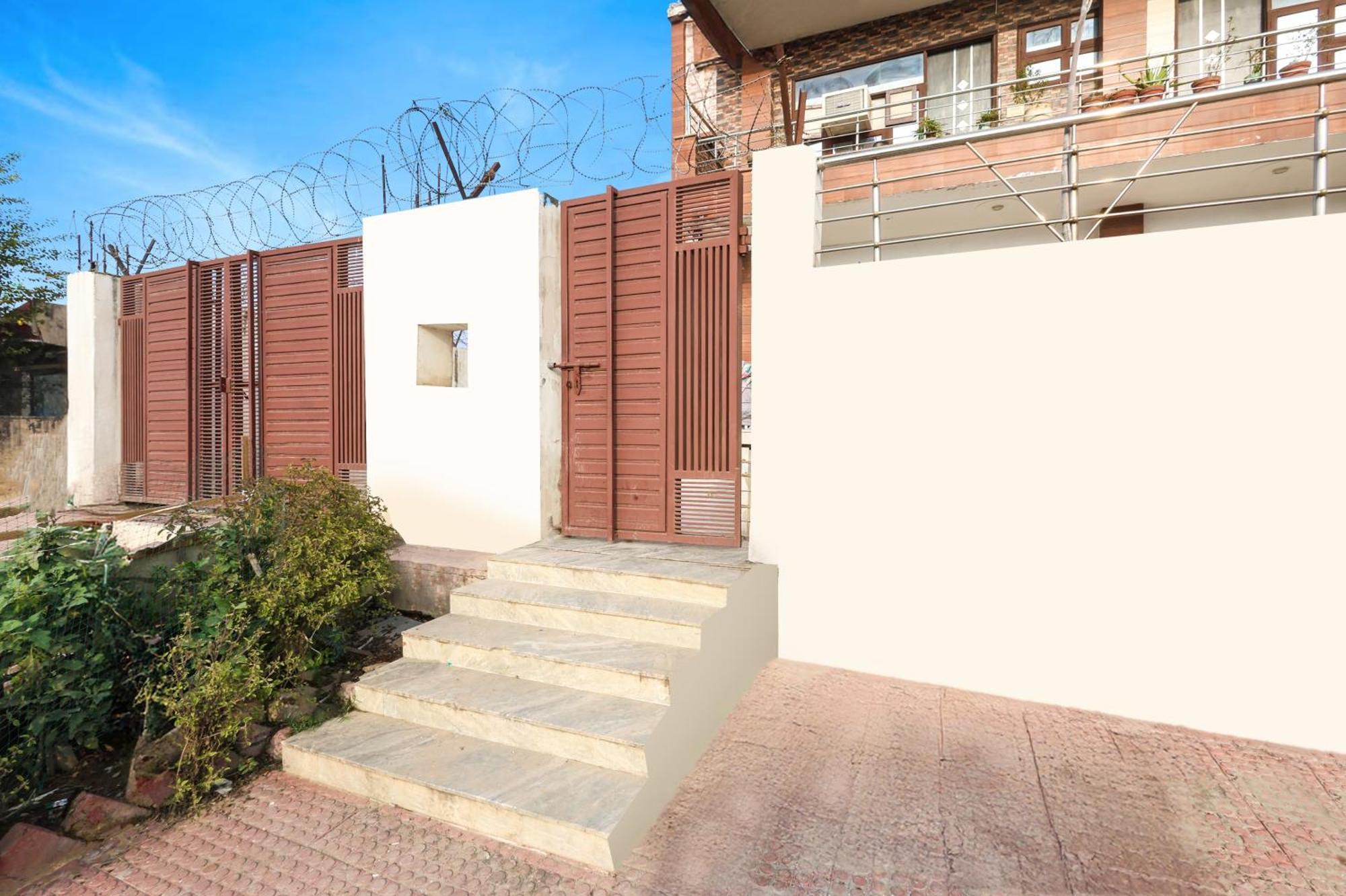 O Circle Residency Hotel