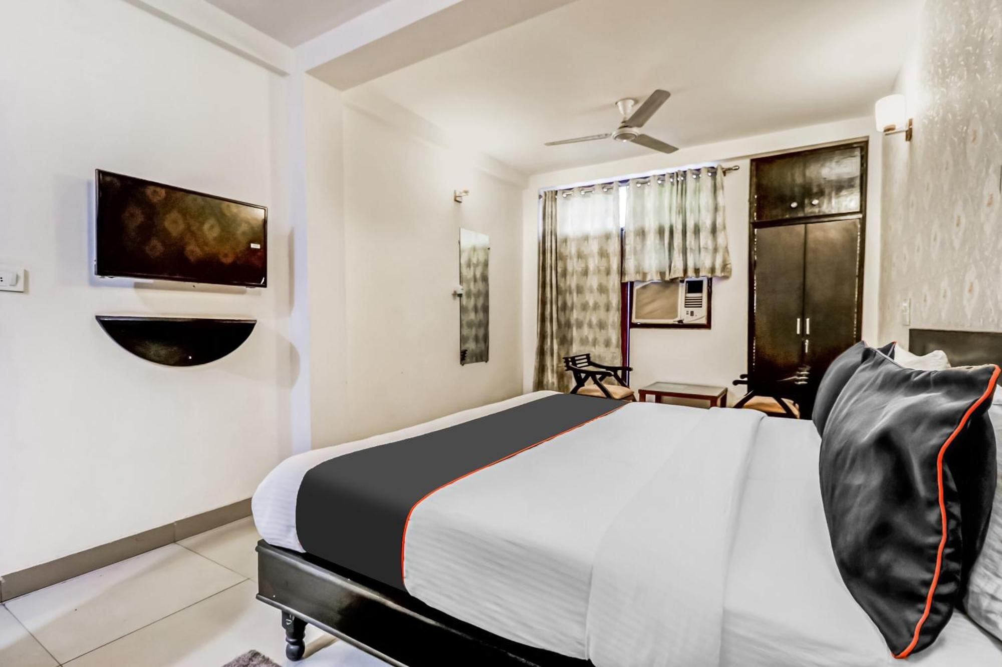 Collection O Serenity Homes Hotel