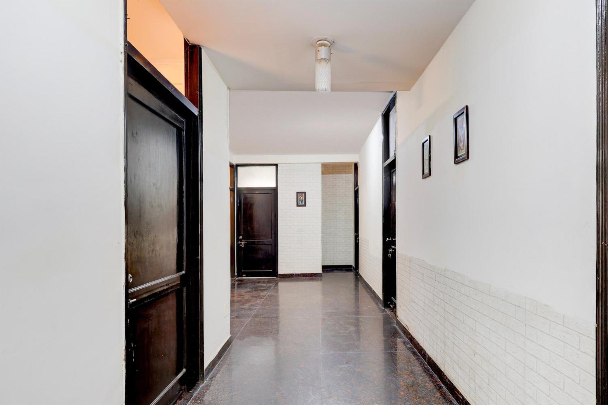 Hotel O Daffodils Dlf Phase 2 Gurgaon