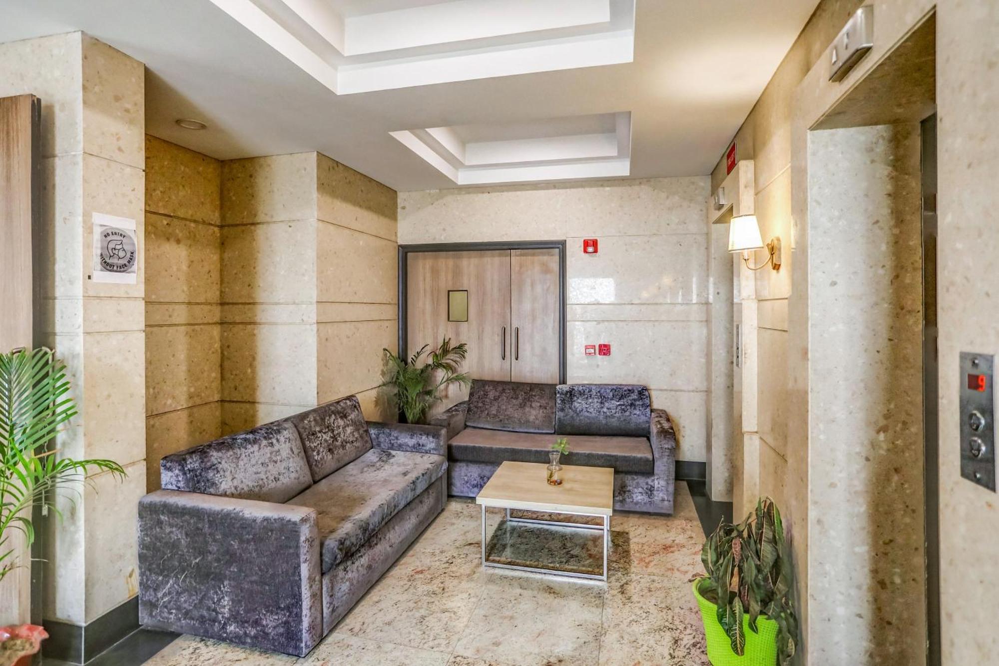 Collection O Limewood Hotel