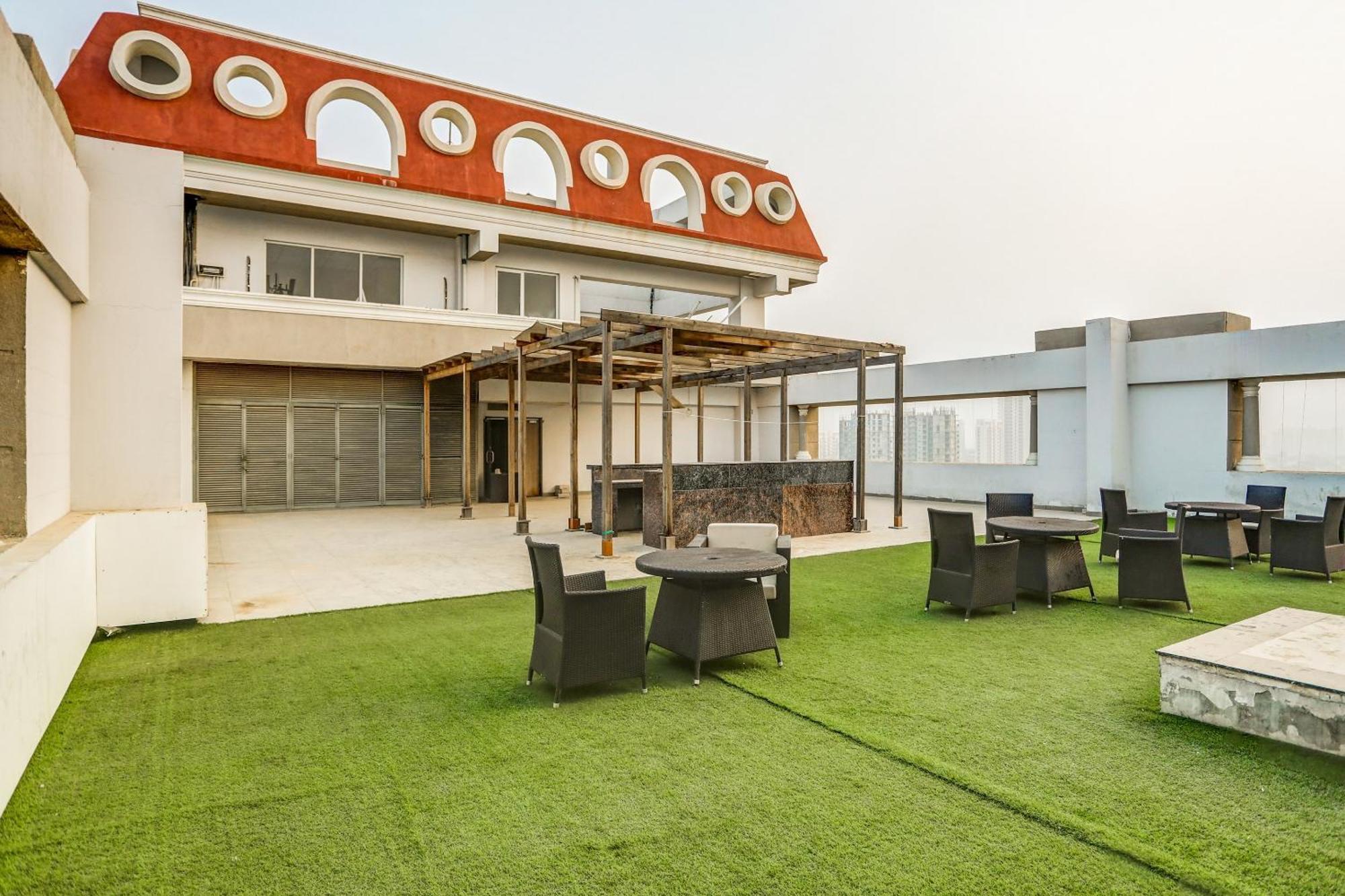 Hotel Collection O Limewood 3*