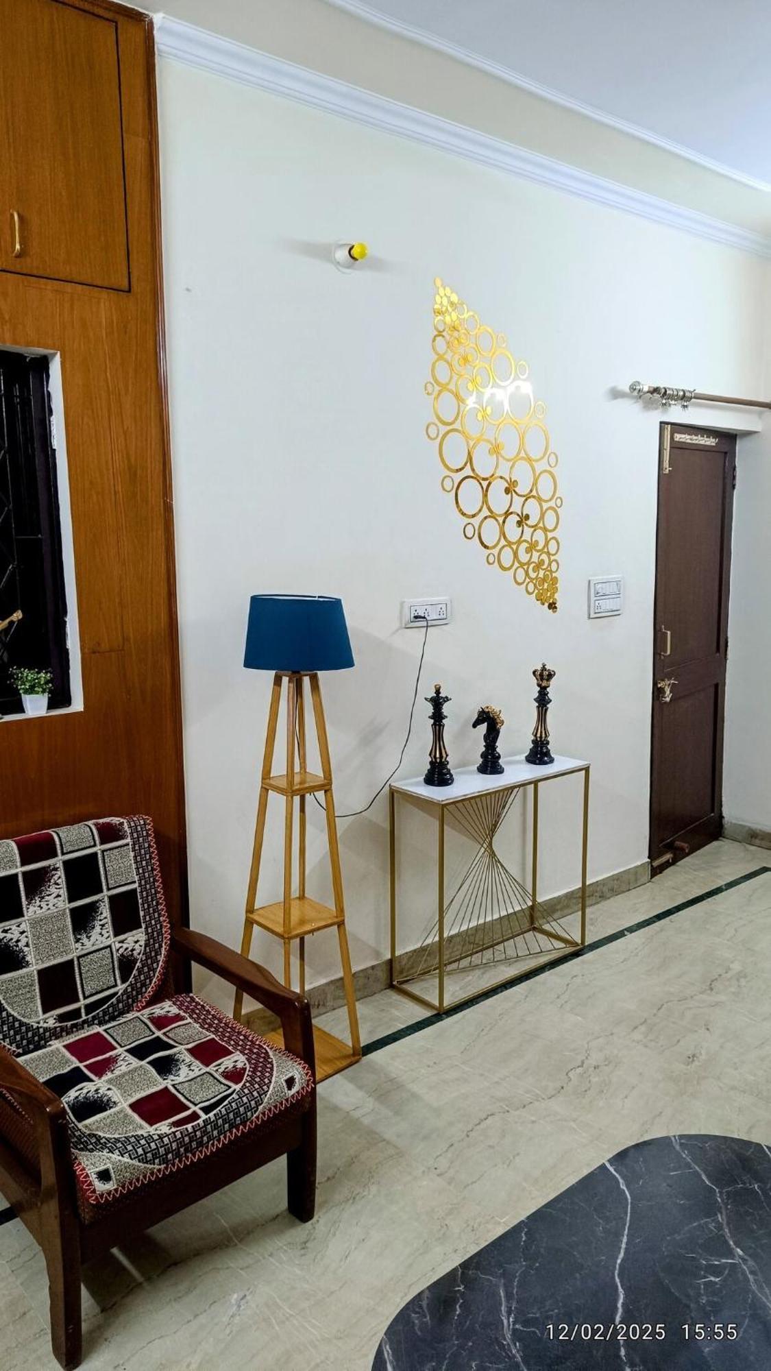 Apartment Zy - Blue Sky - Party, Group, Couple, Family Gurgaon